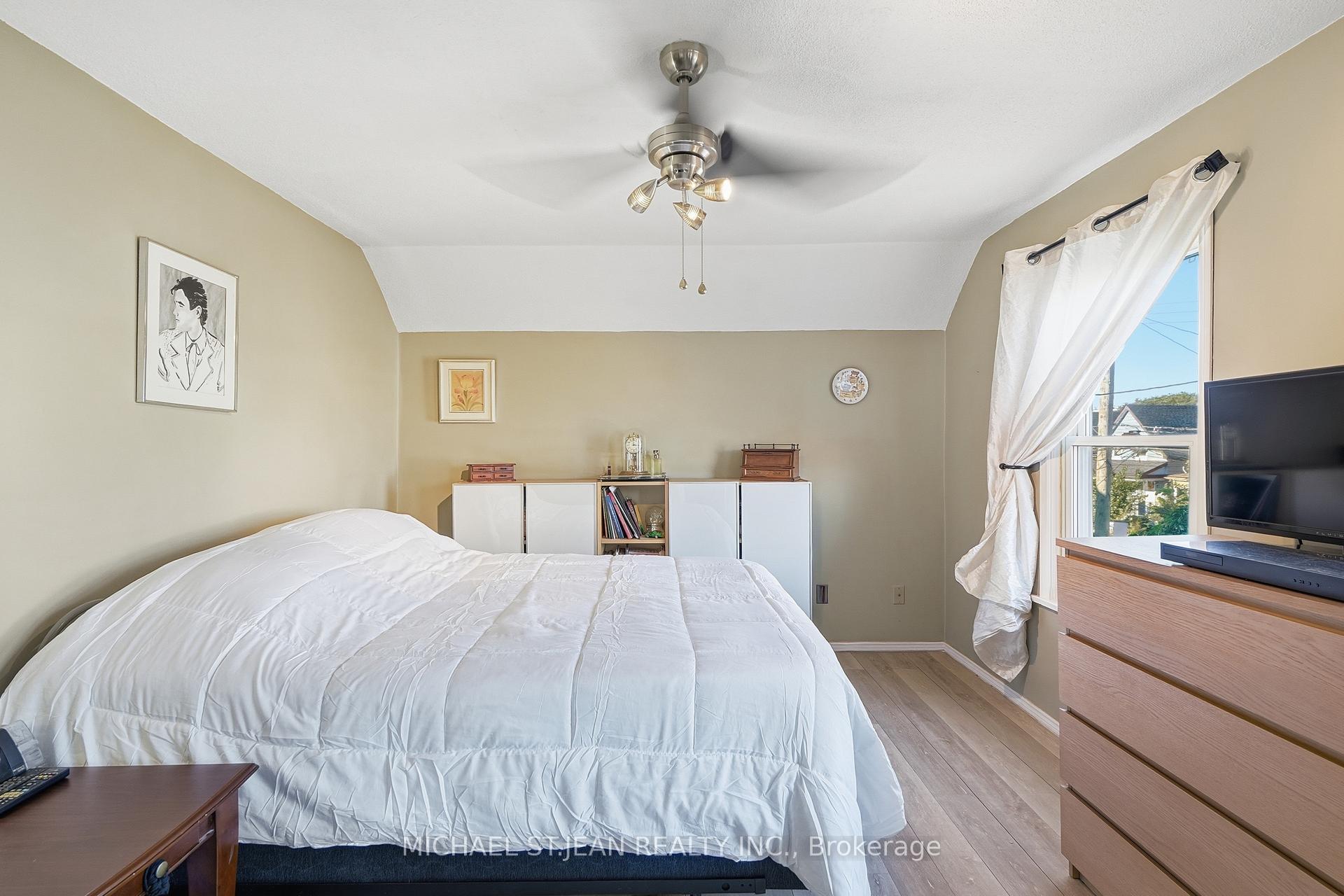 Photo 25 of 16 Albemarle Street, Hamilton, Crown Point — HOMEH
