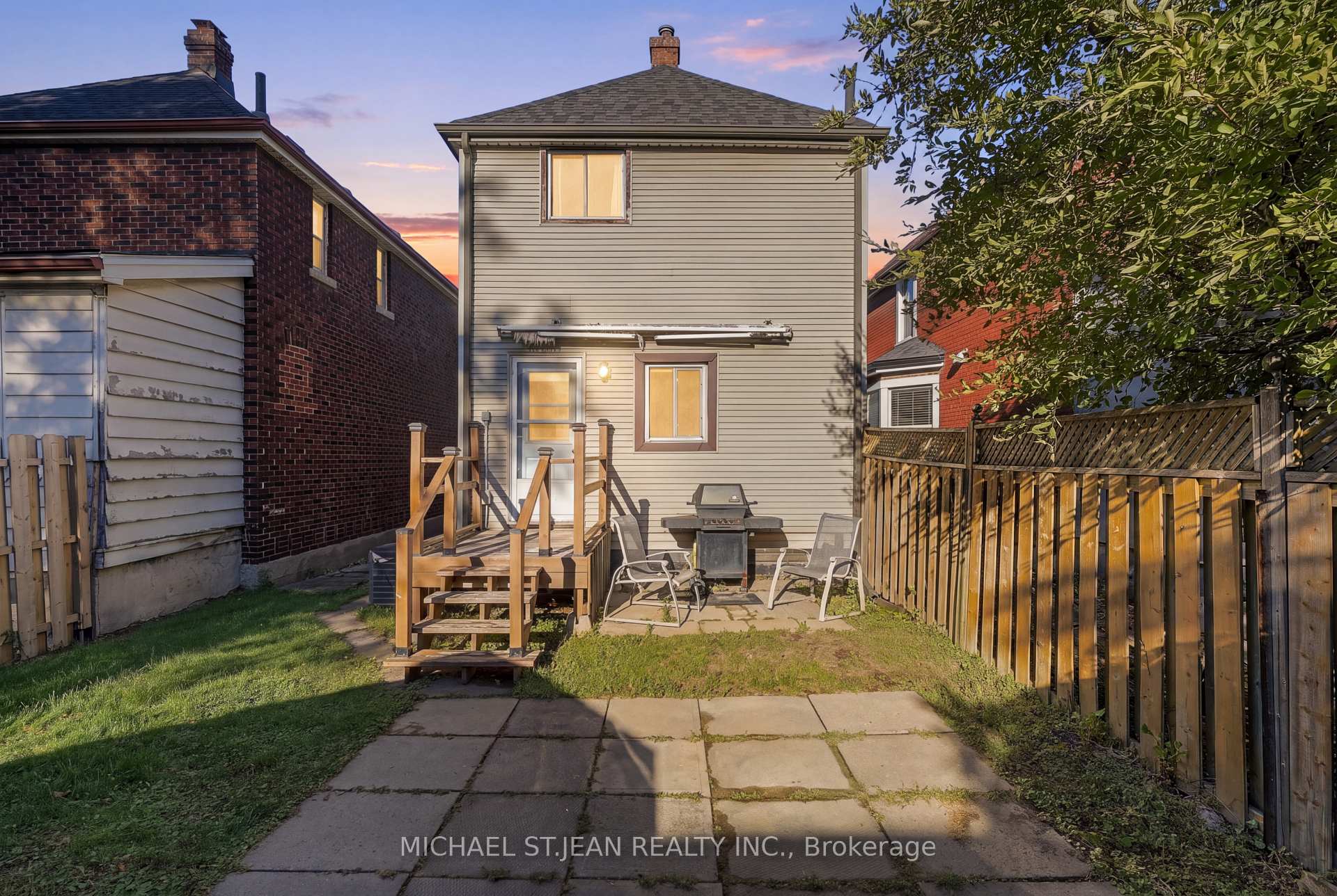 Photo 42 of 16 Albemarle Street, Hamilton, Crown Point — HOMEH