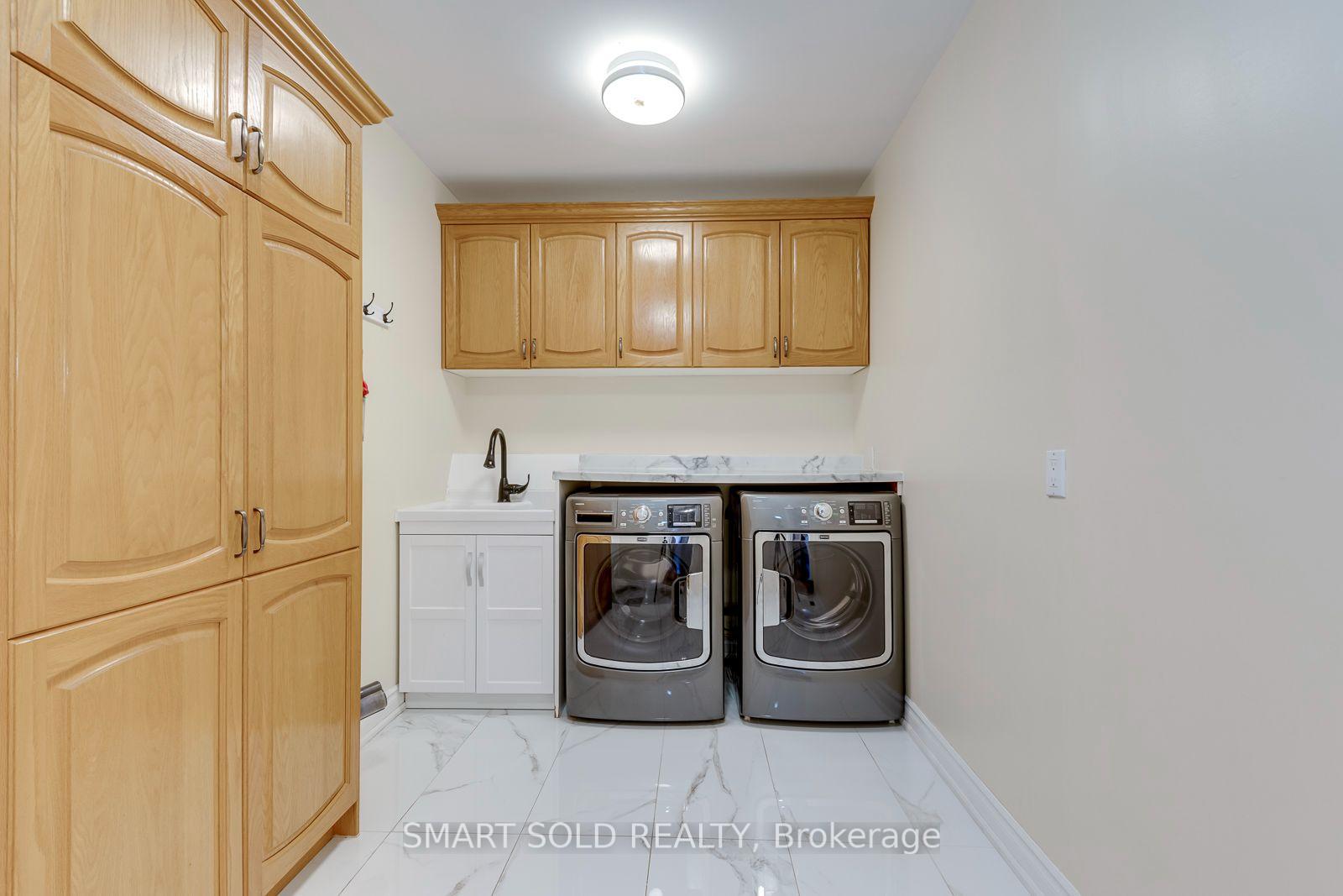 Photo 20 of 5291 Forest Hill Drive, Mississauga, Central Erin Mills — HOMEH
