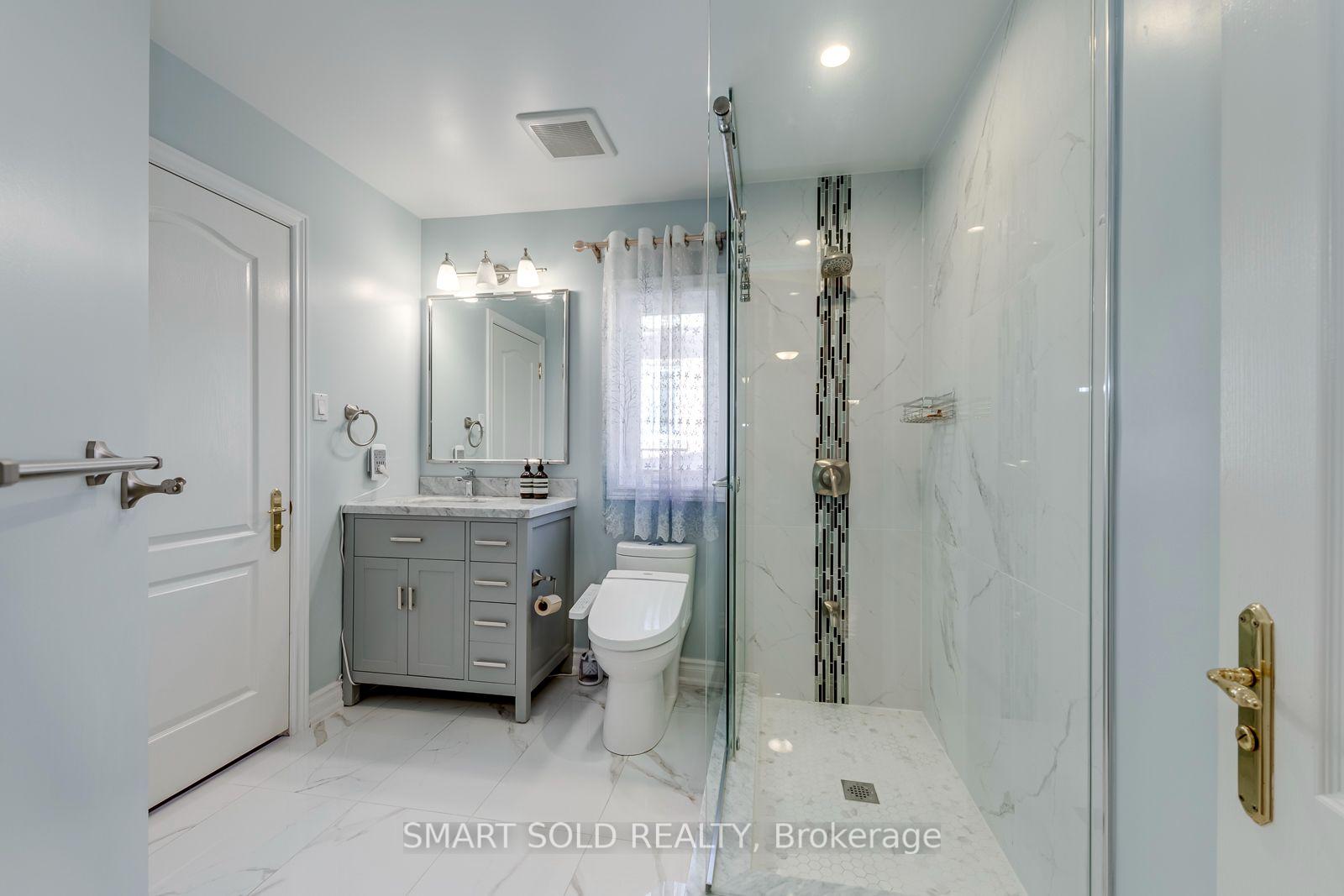Photo 28 of 5291 Forest Hill Drive, Mississauga, Central Erin Mills — HOMEH