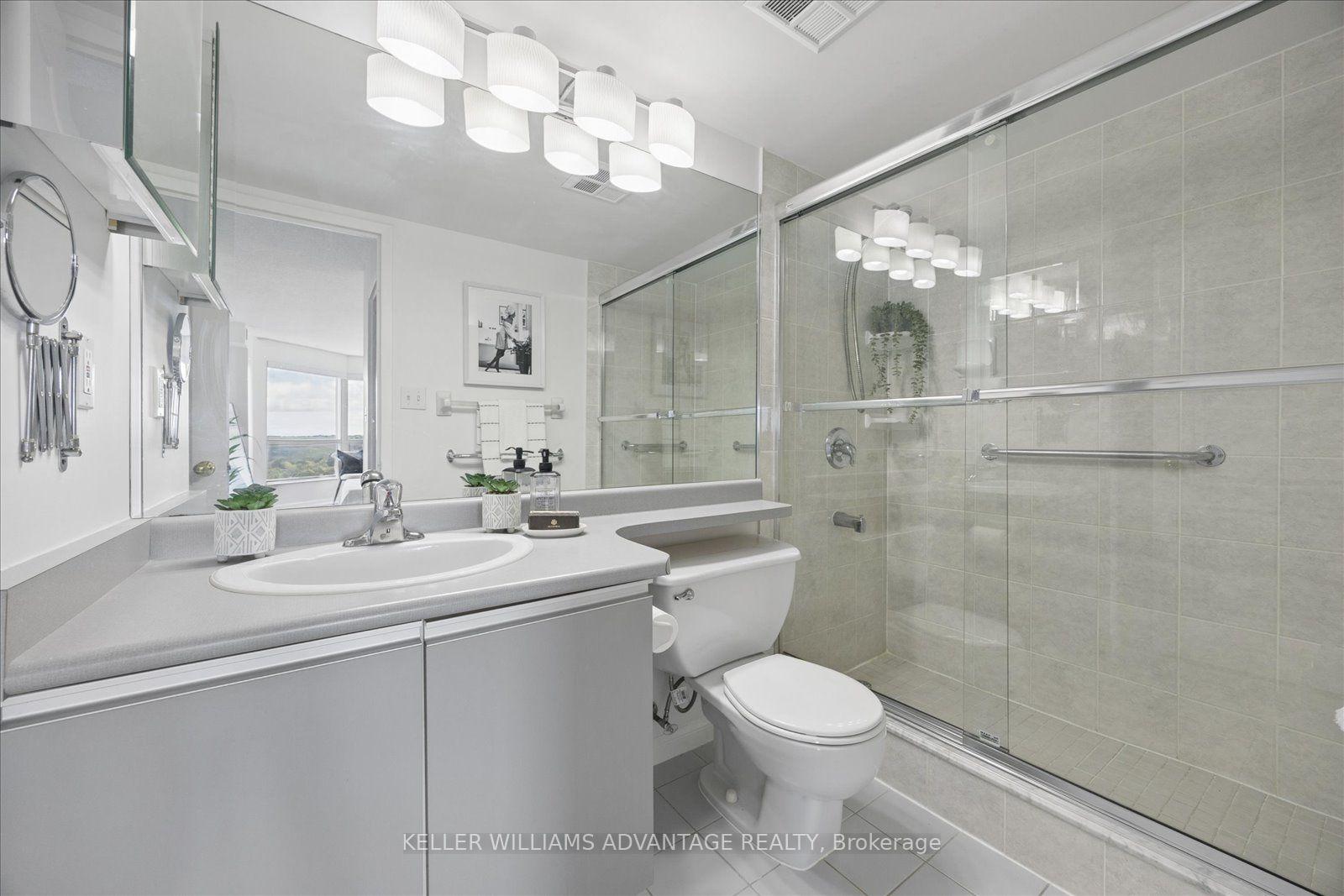 Photo 13 of Unit 903, 712 Rossland Road E, Whitby, Pringle Creek — HOMEH