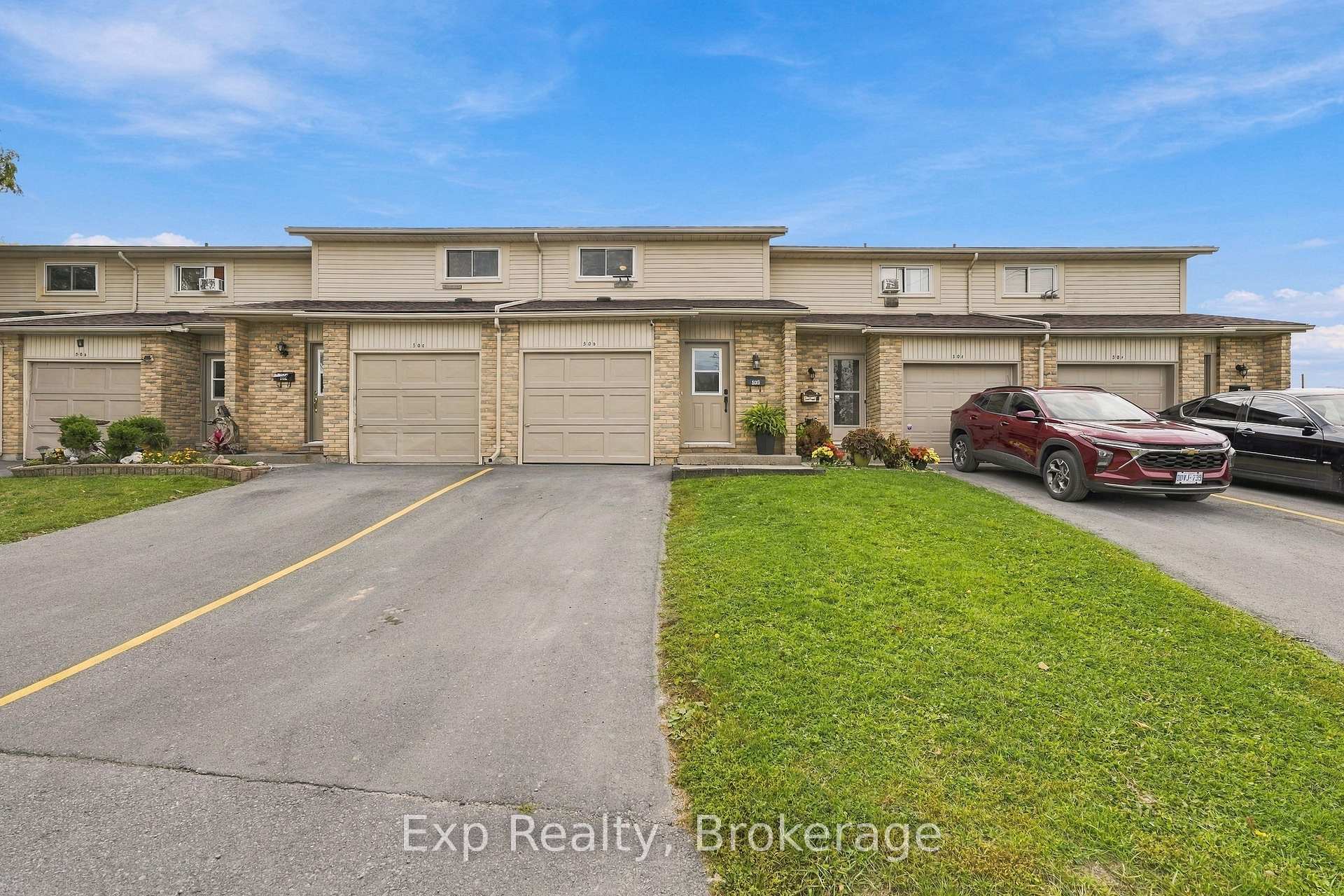 Photo 3 of Unit D, 50 Cascade Boulevard, Belleville, Belleville Ward — HOMEH