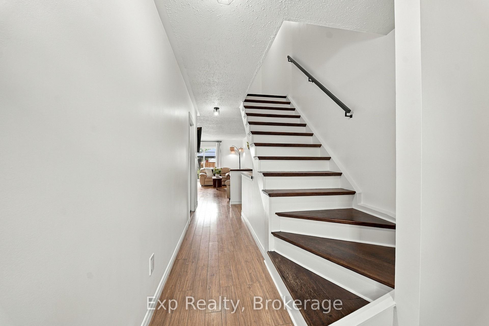 Photo 8 of Unit D, 50 Cascade Boulevard, Belleville, Belleville Ward — HOMEH