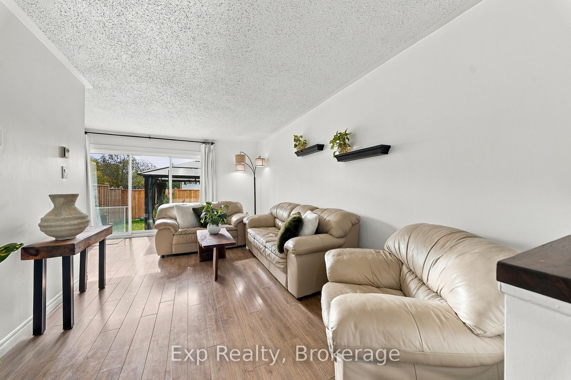 Photo 12 of Unit D, 50 Cascade Boulevard, Belleville, Belleville Ward — HOMEH