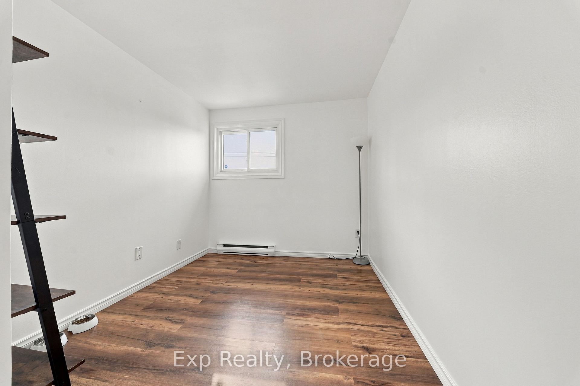 Photo 21 of Unit D, 50 Cascade Boulevard, Belleville, Belleville Ward — HOMEH