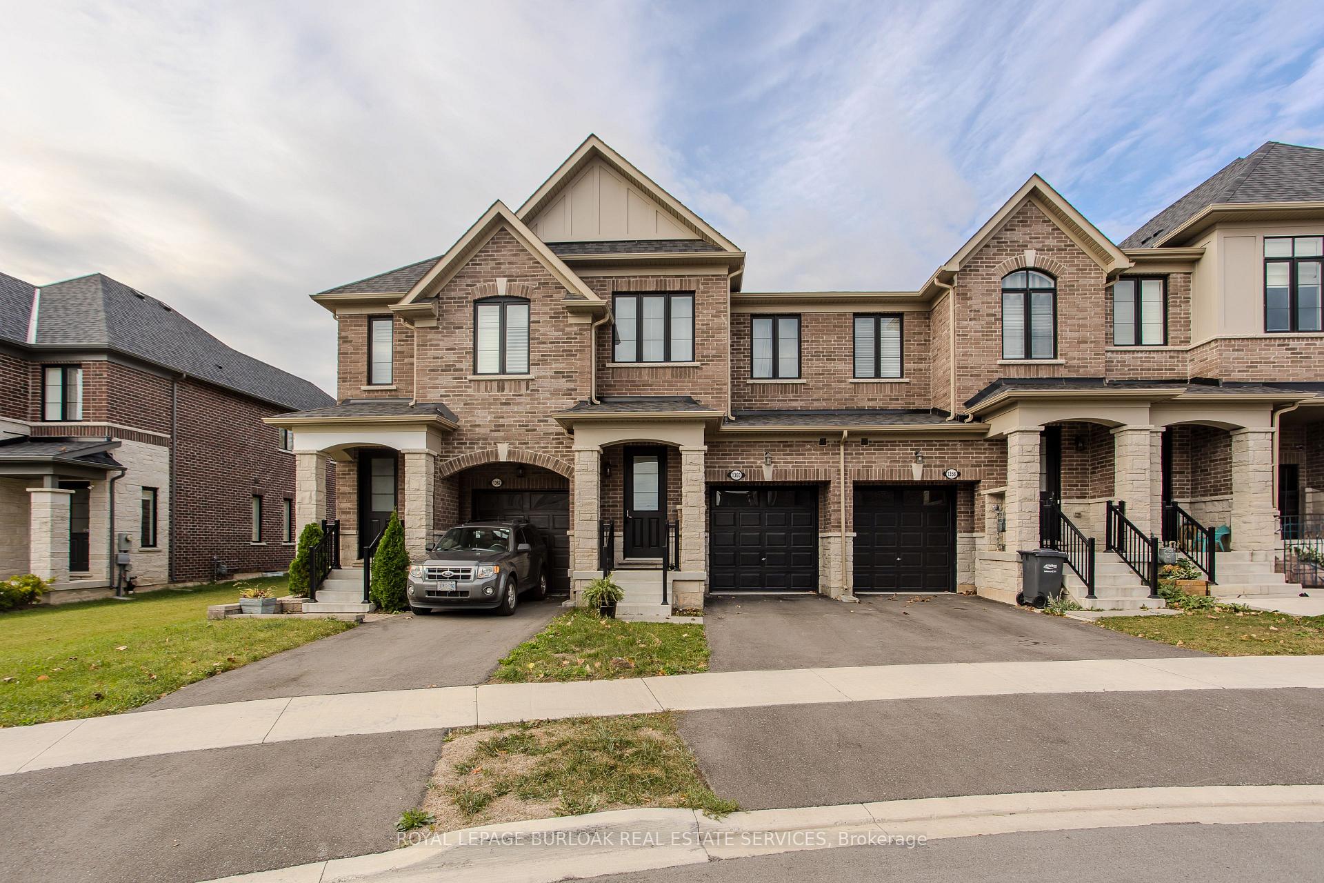 Photo 2 of 1360 Almonte Drive, Burlington, Tyandaga — HOMEH