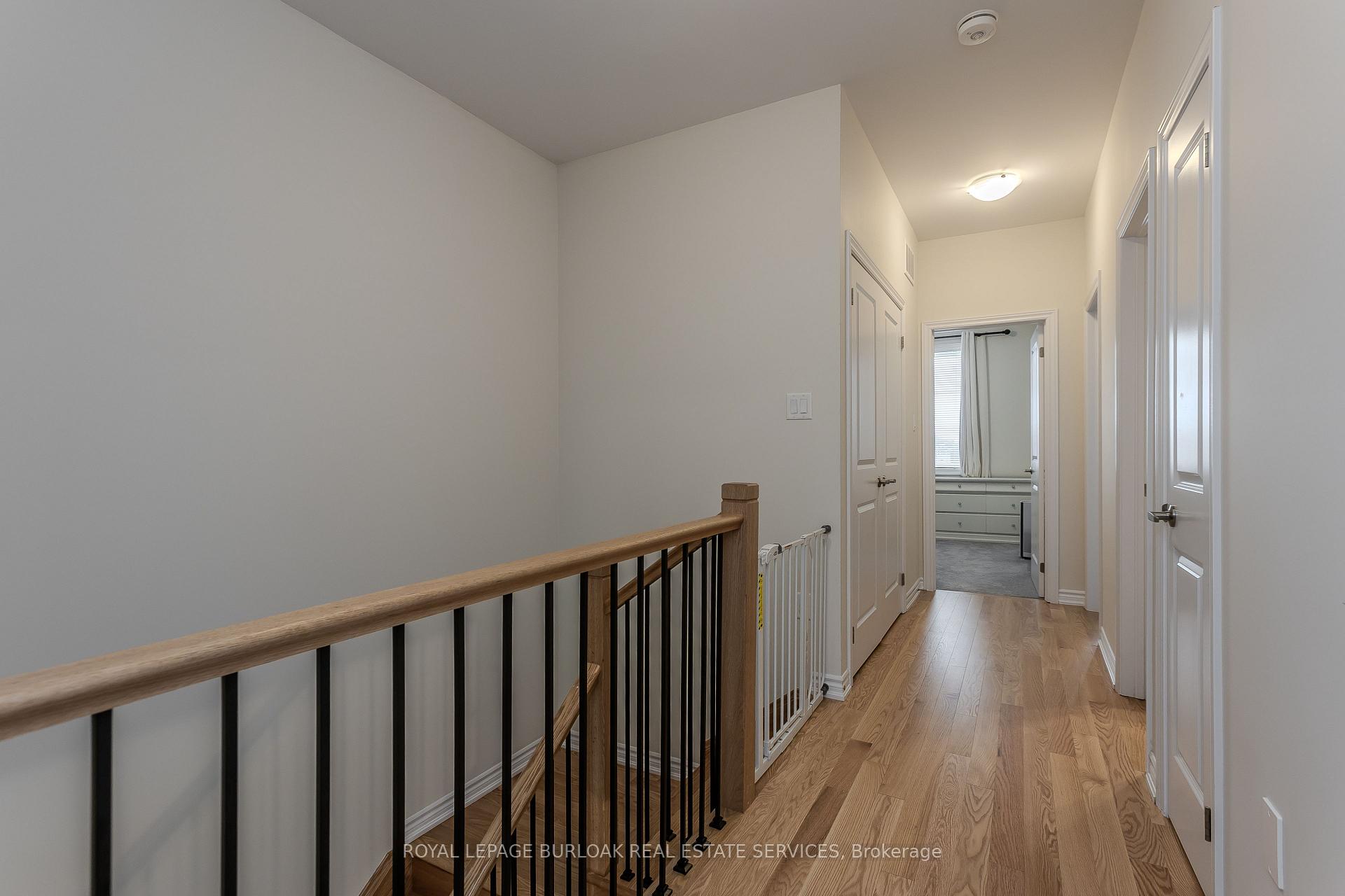 Photo 17 of 1360 Almonte Drive, Burlington, Tyandaga — HOMEH