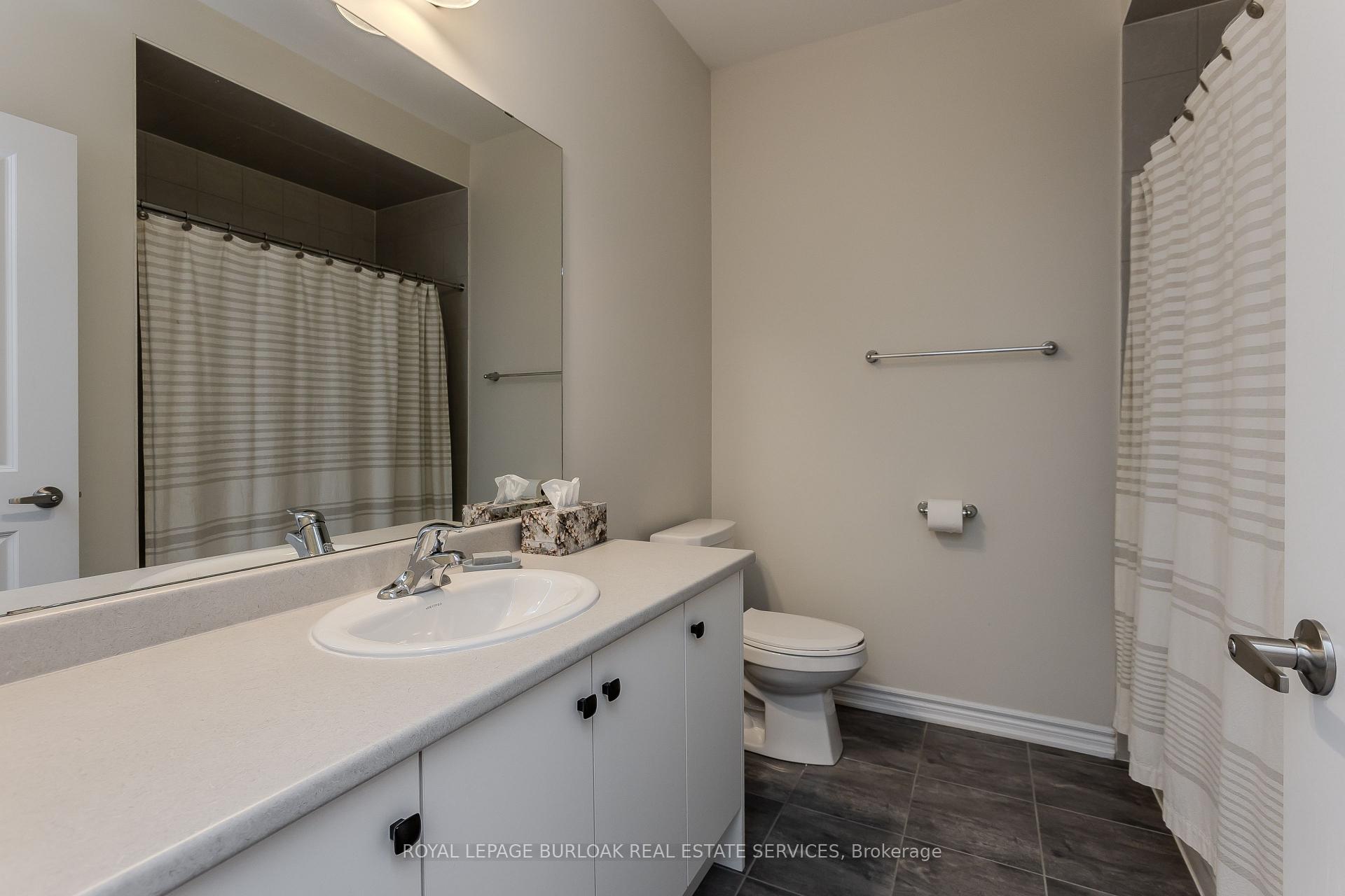 Photo 28 of 1360 Almonte Drive, Burlington, Tyandaga — HOMEH