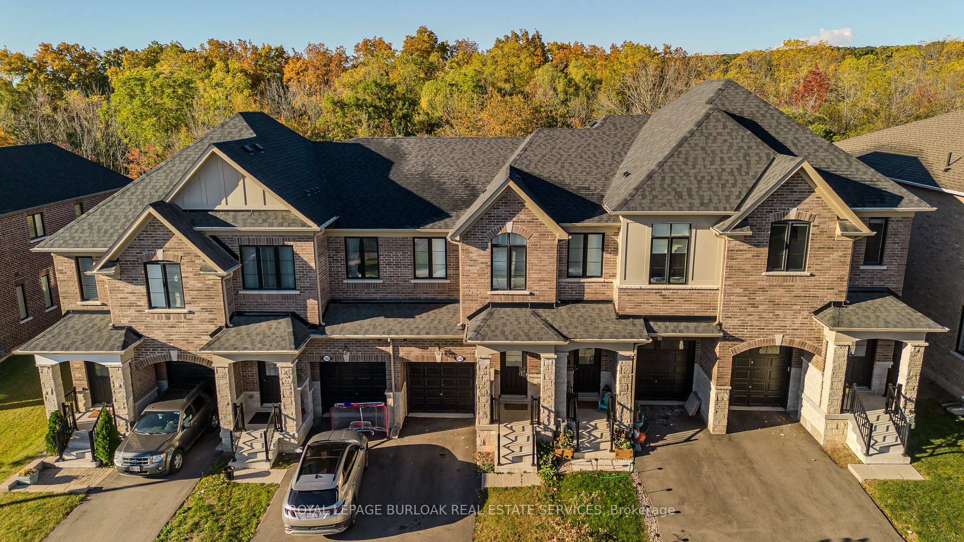 Photo 33 of 1360 Almonte Drive, Burlington, Tyandaga — HOMEH