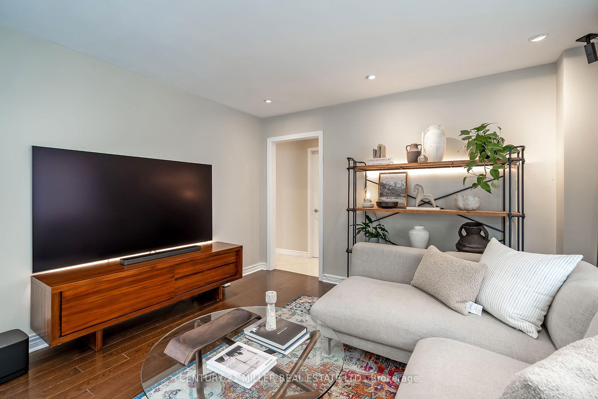 Photo 15 of 6482 Tenth Line W, Mississauga, Lisgar — HOMEH