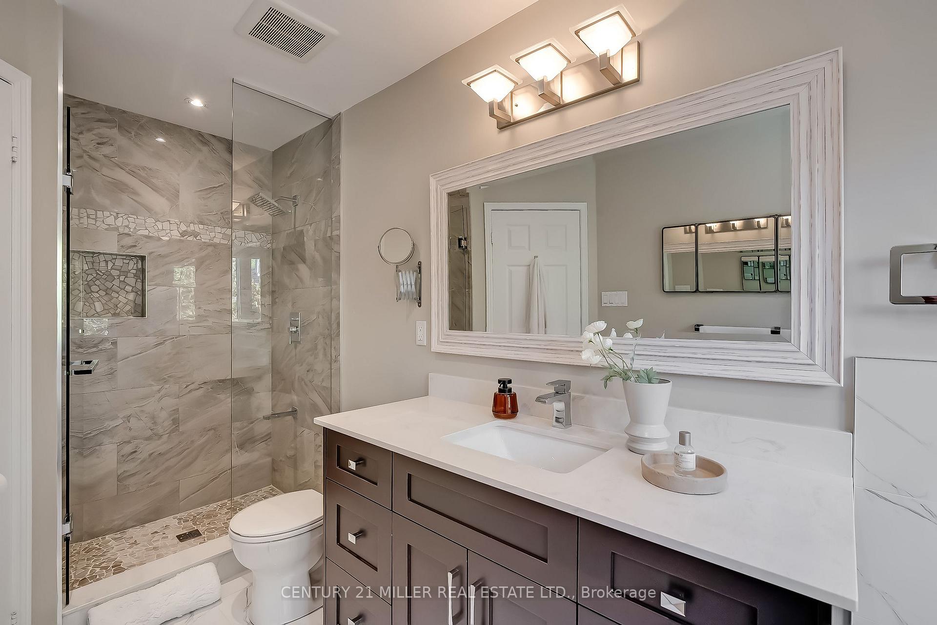 Photo 23 of 6482 Tenth Line W, Mississauga, Lisgar — HOMEH