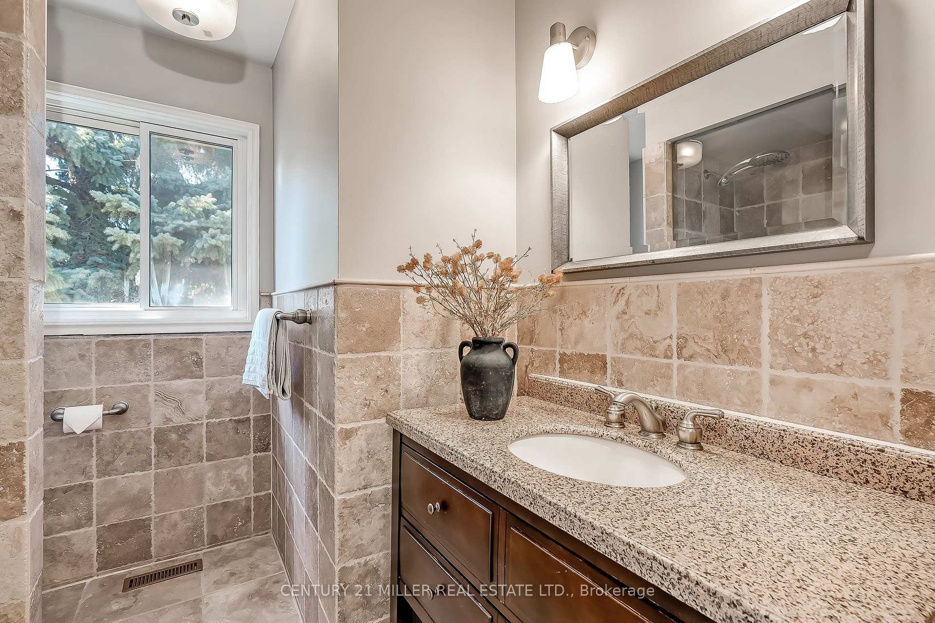 Photo 27 of 6482 Tenth Line W, Mississauga, Lisgar — HOMEH
