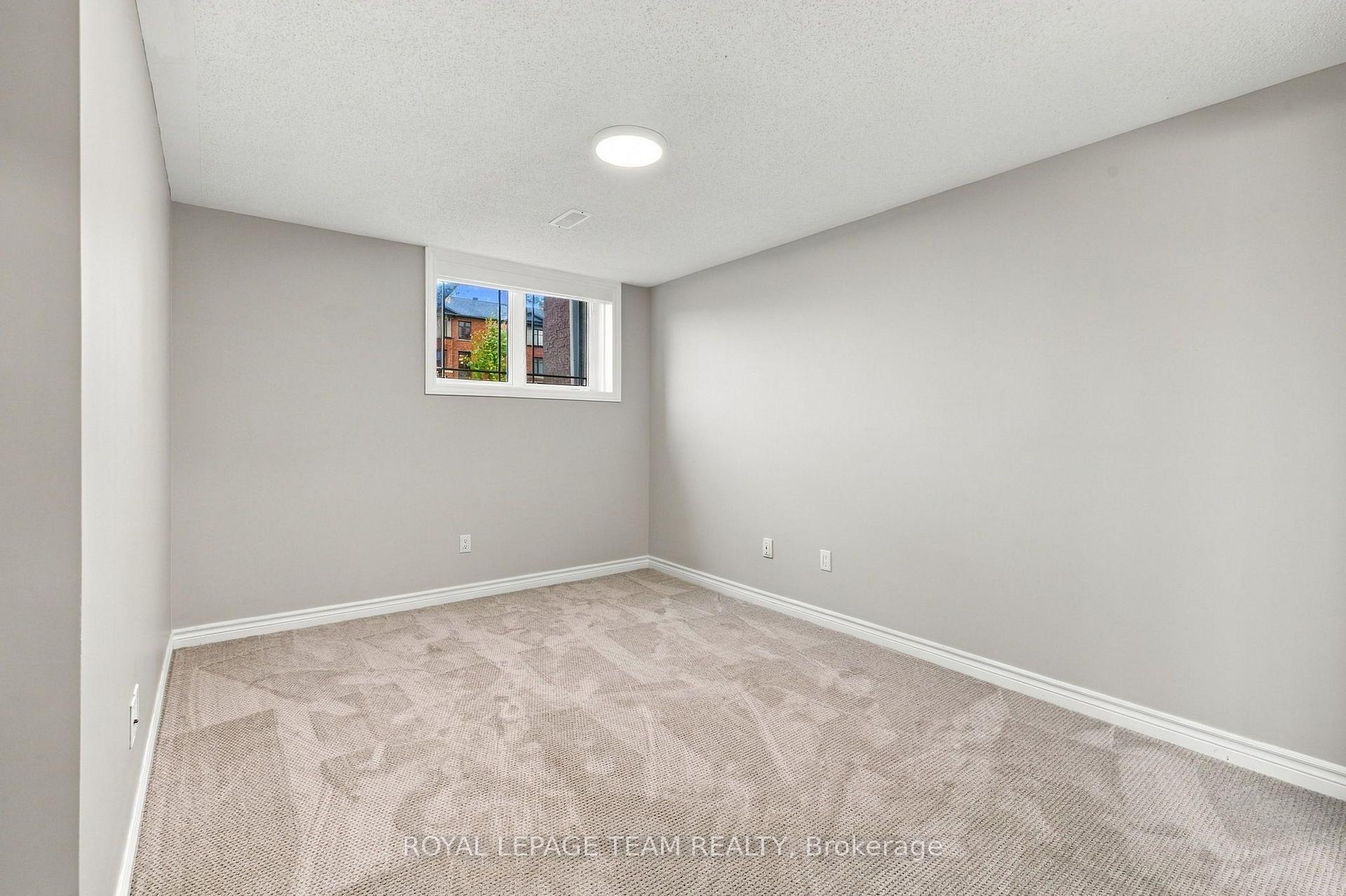 Photo 20 of Unit A, 668 Chapman Mills Drive, Ottawa, Barrhaven - Strandherd — HOMEH
