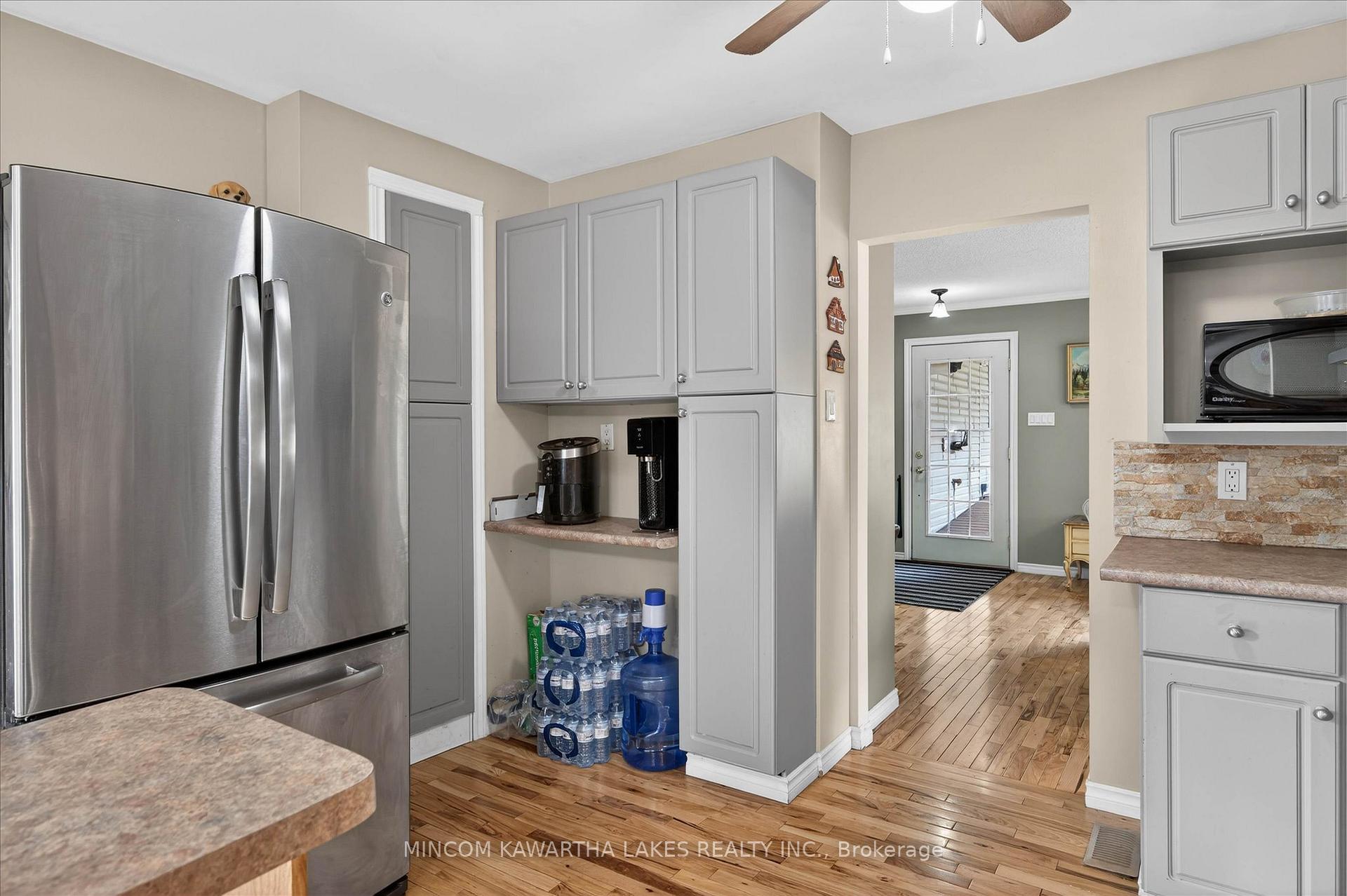 Photo 12 of 572 Fallis Line, Cavan Monaghan, Cavan Twp — HOMEH