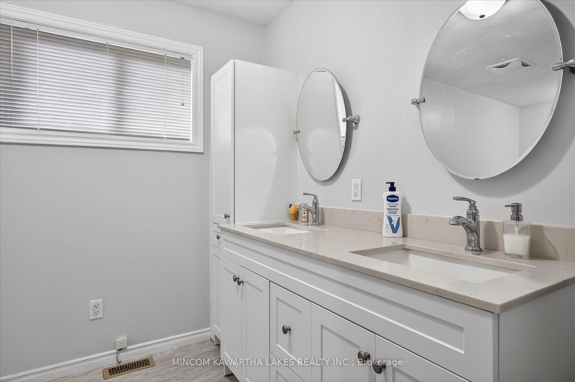 Photo 14 of 572 Fallis Line, Cavan Monaghan, Cavan Twp — HOMEH