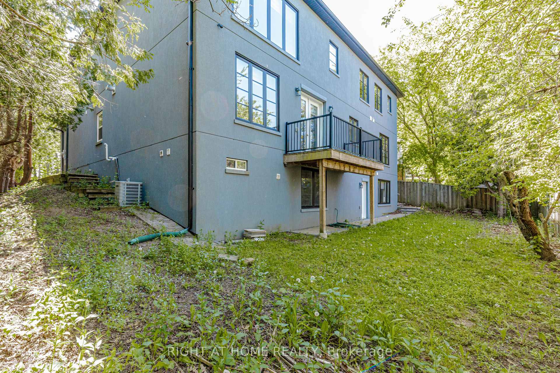 Photo 42 of 146 Colonel Danforth Trail, Scarborough, Centennial Scarborough — HOMEH