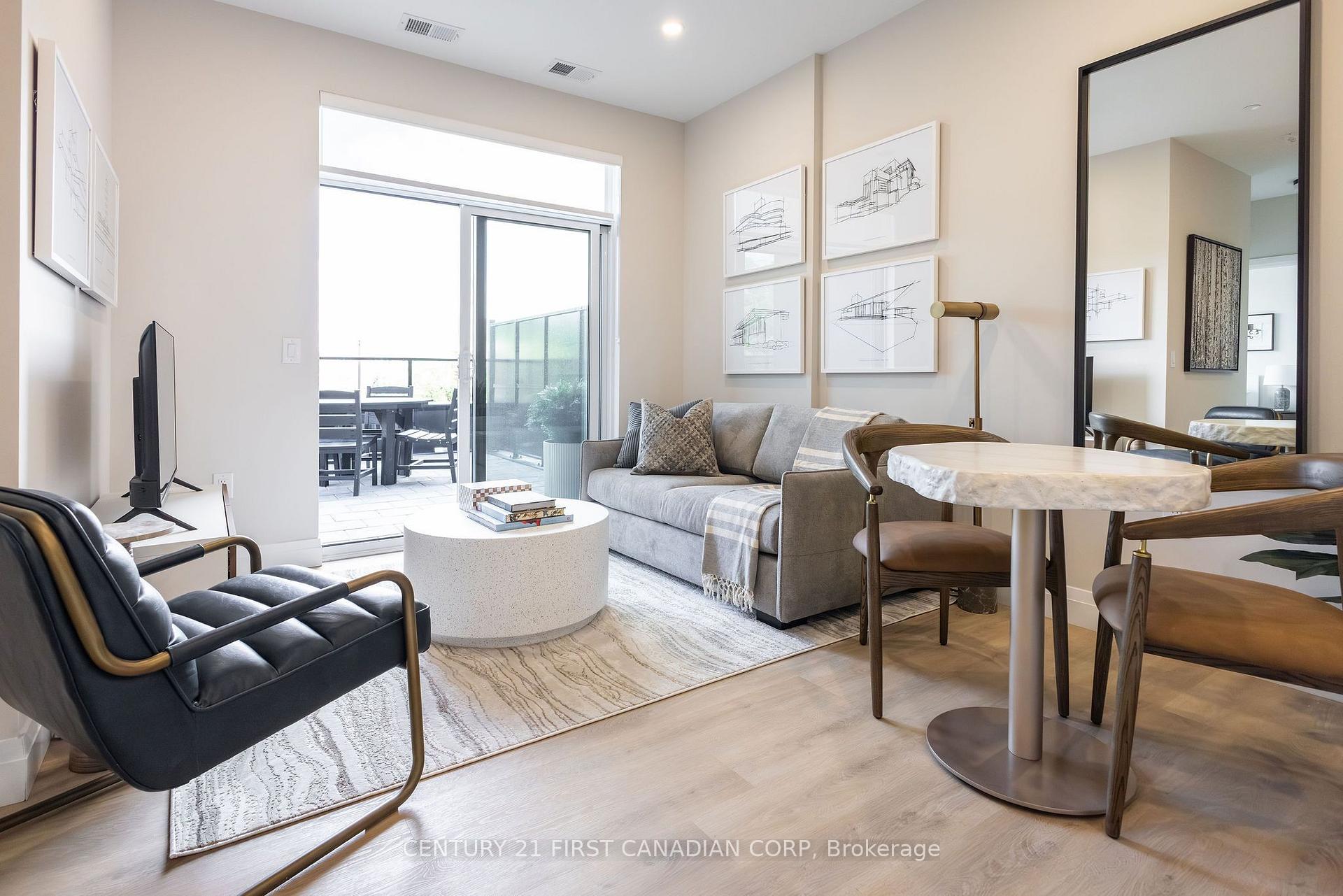 Photo 5 of Unit 714, 230 North Centre Road, London, North B — HOMEH