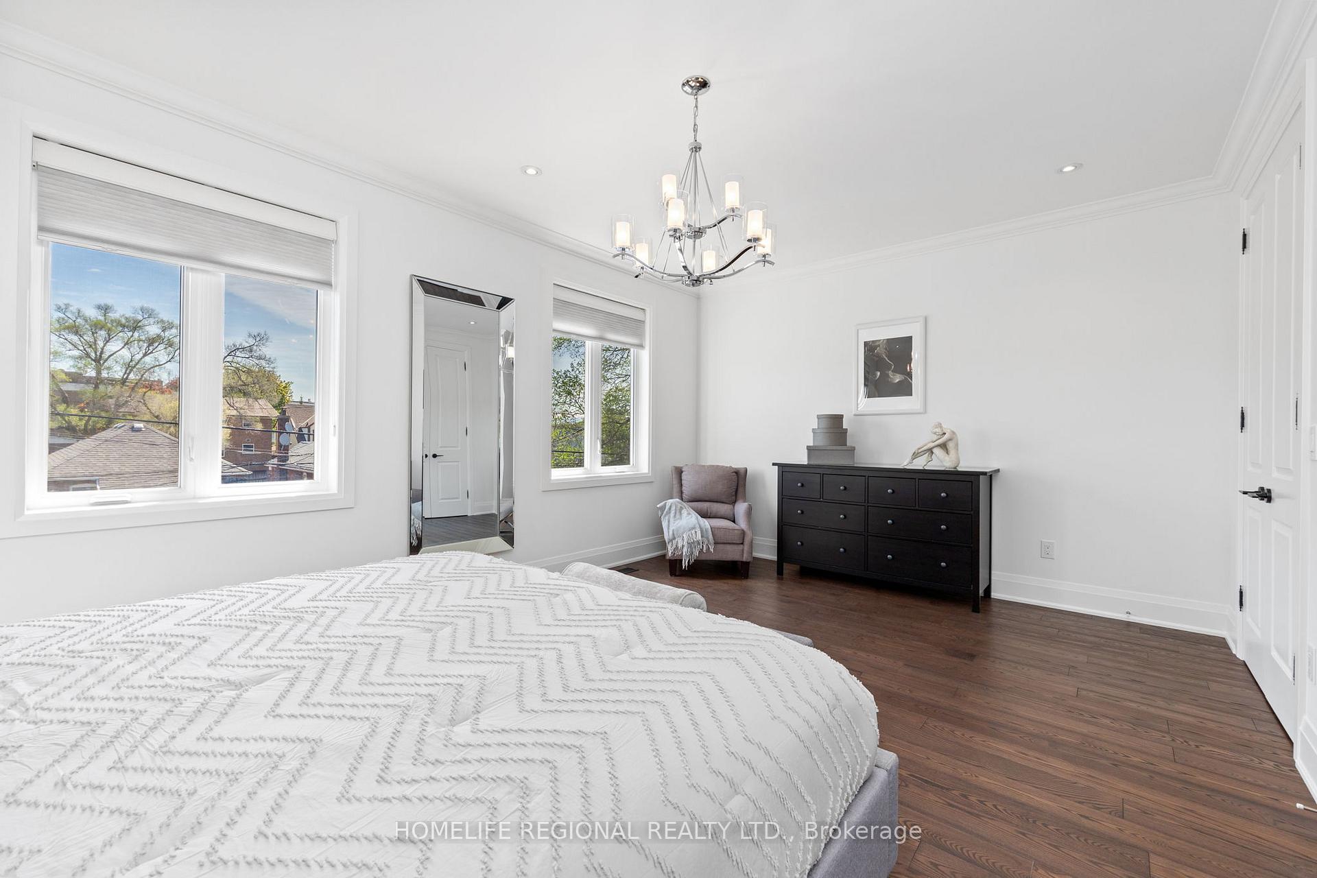 Photo 20 of 313 Robina Avenue, Toronto, Oakwood Village — HOMEH