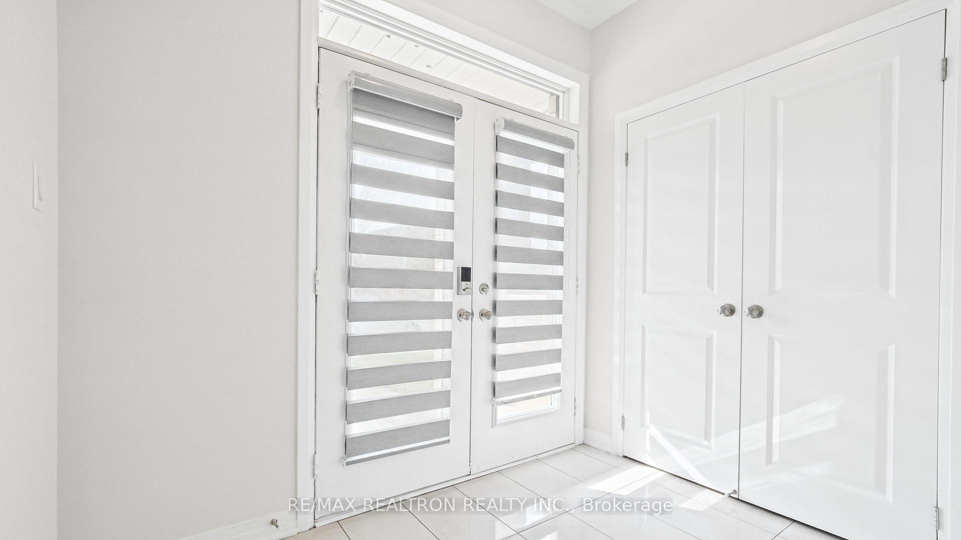 Photo 5 of 123 Yacht Drive, Clarington, Bowmanville — HOMEH