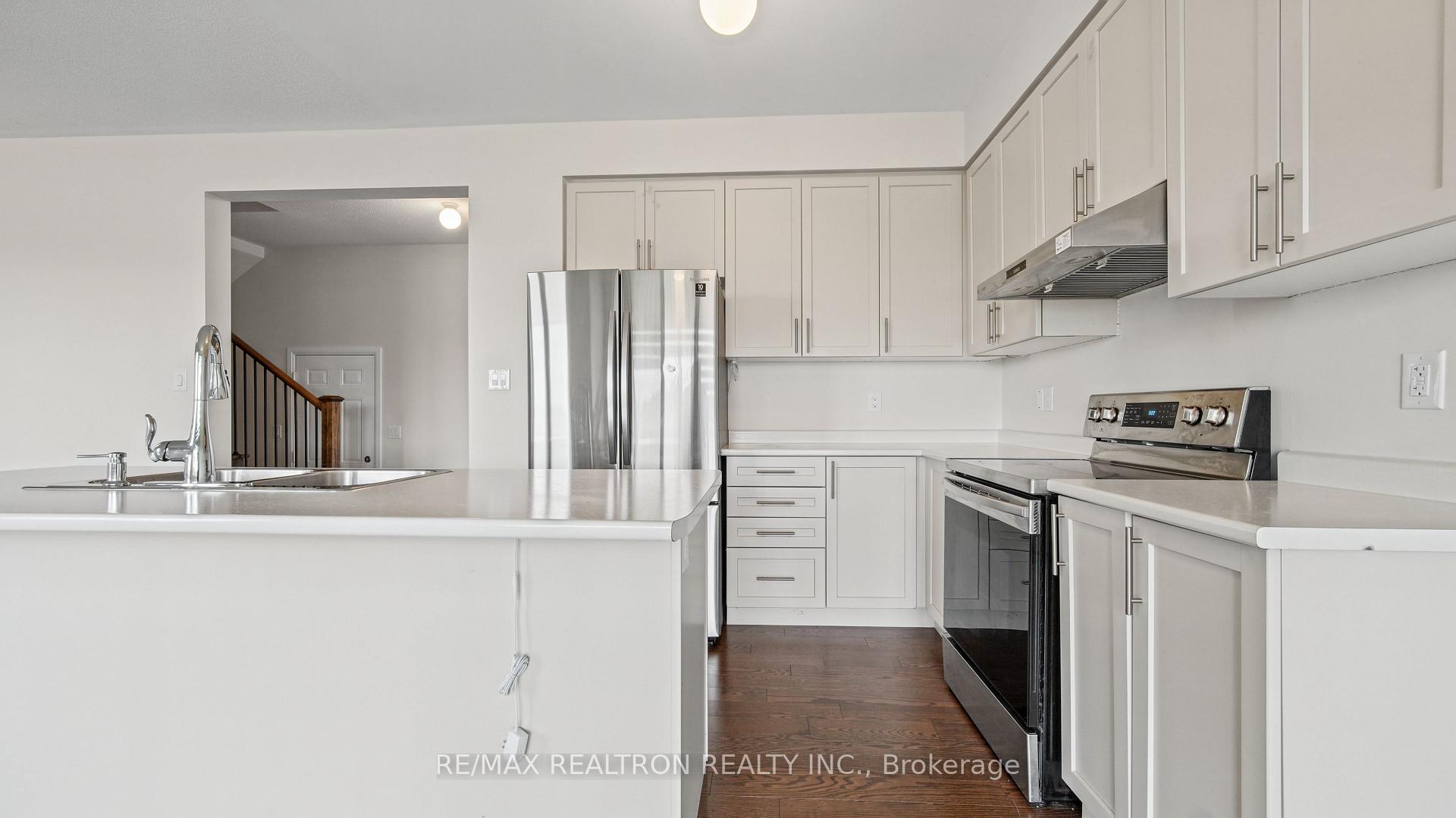 Photo 12 of 123 Yacht Drive, Clarington, Bowmanville — HOMEH