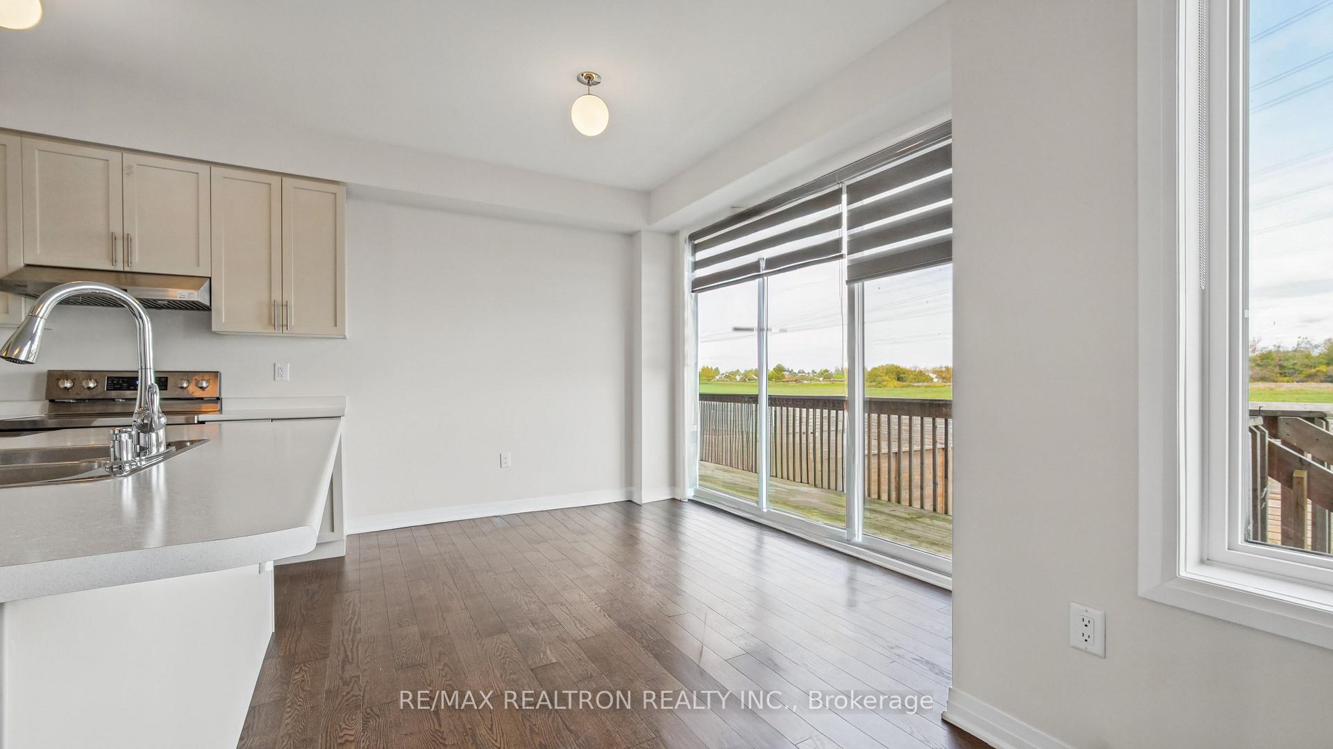 Photo 14 of 123 Yacht Drive, Clarington, Bowmanville — HOMEH