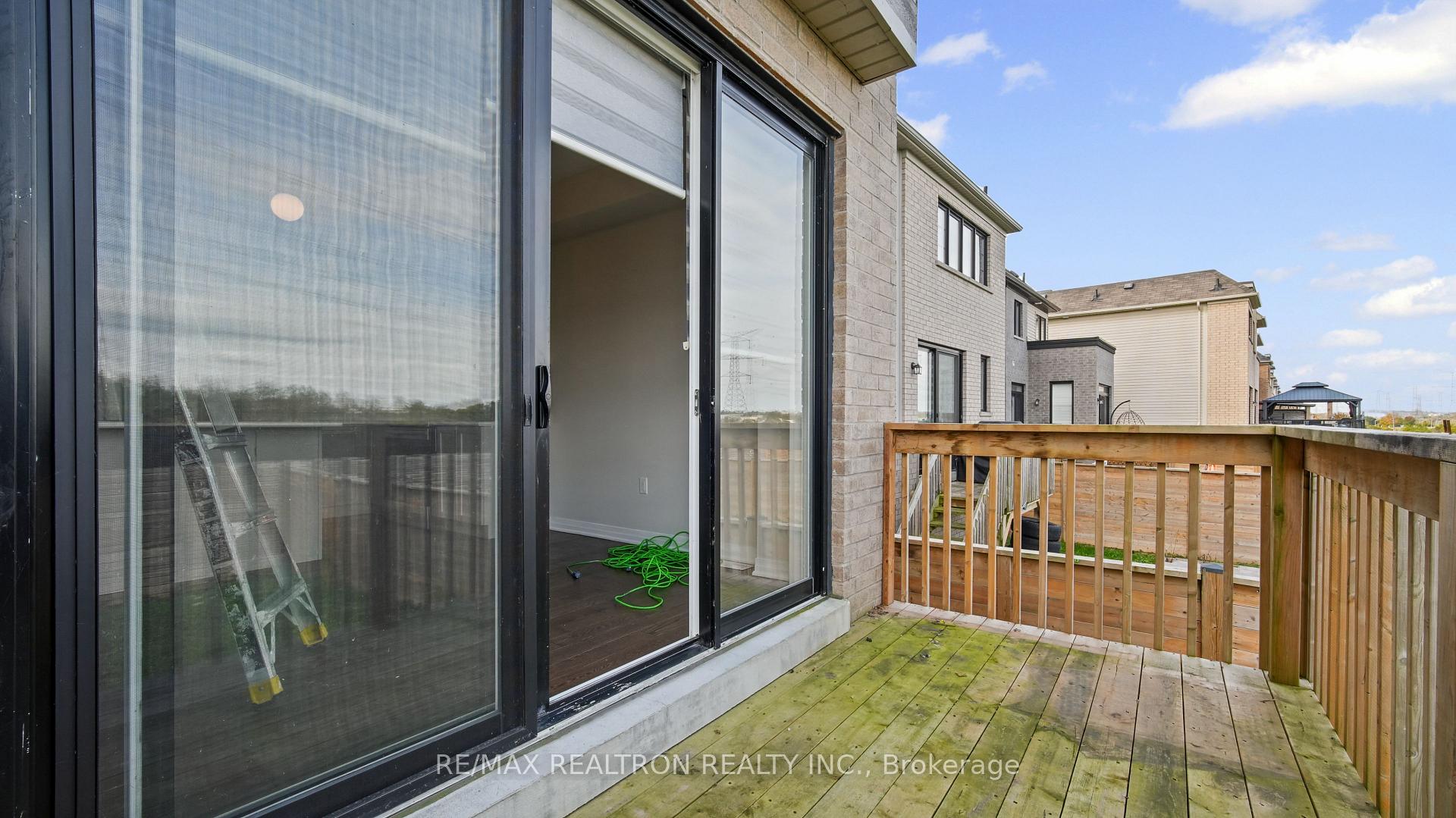 Photo 19 of 123 Yacht Drive, Clarington, Bowmanville — HOMEH