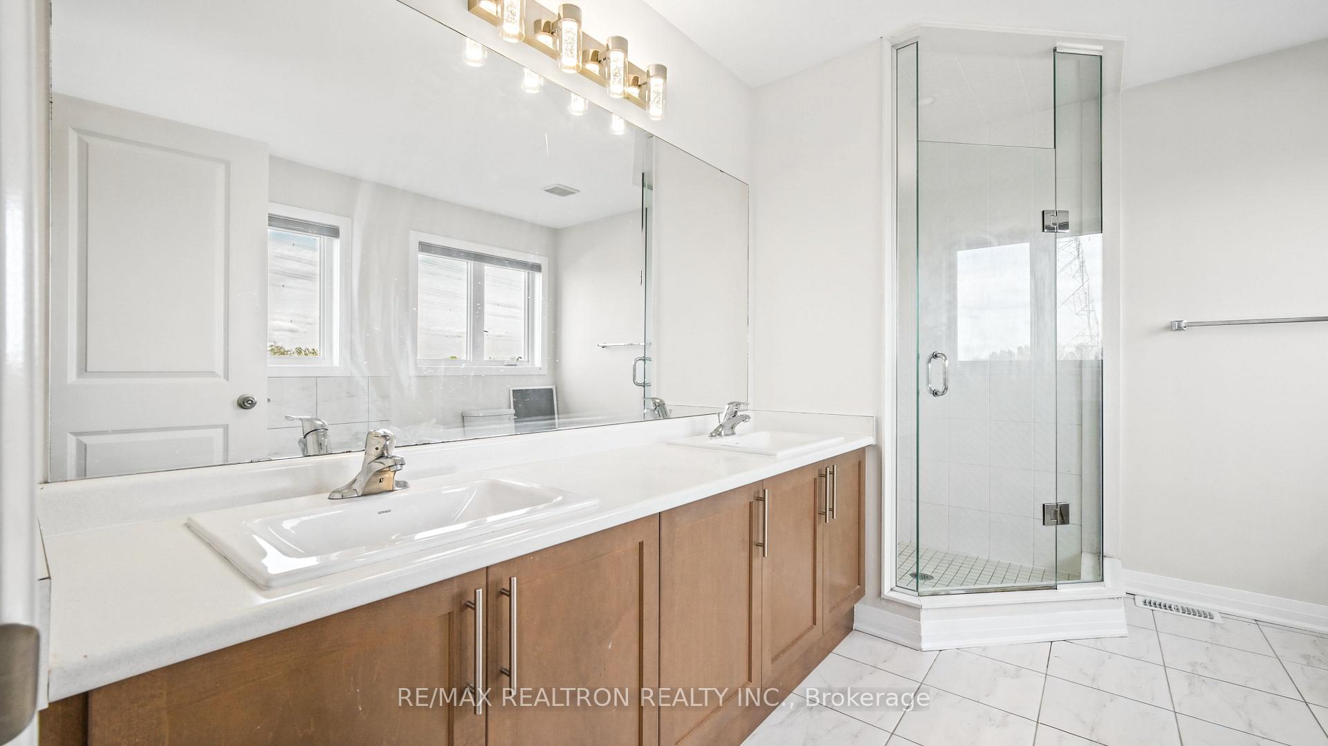 Photo 24 of 123 Yacht Drive, Clarington, Bowmanville — HOMEH
