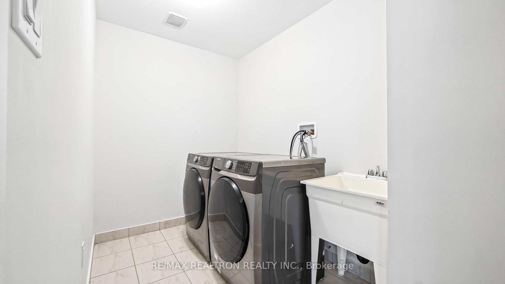 Photo 27 of 123 Yacht Drive, Clarington, Bowmanville — HOMEH