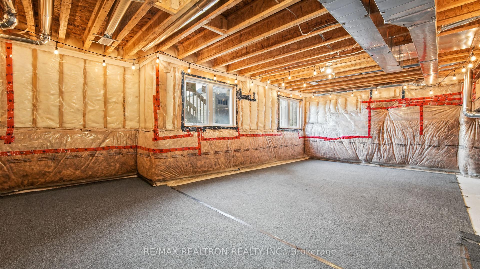 Photo 38 of 123 Yacht Drive, Clarington, Bowmanville — HOMEH