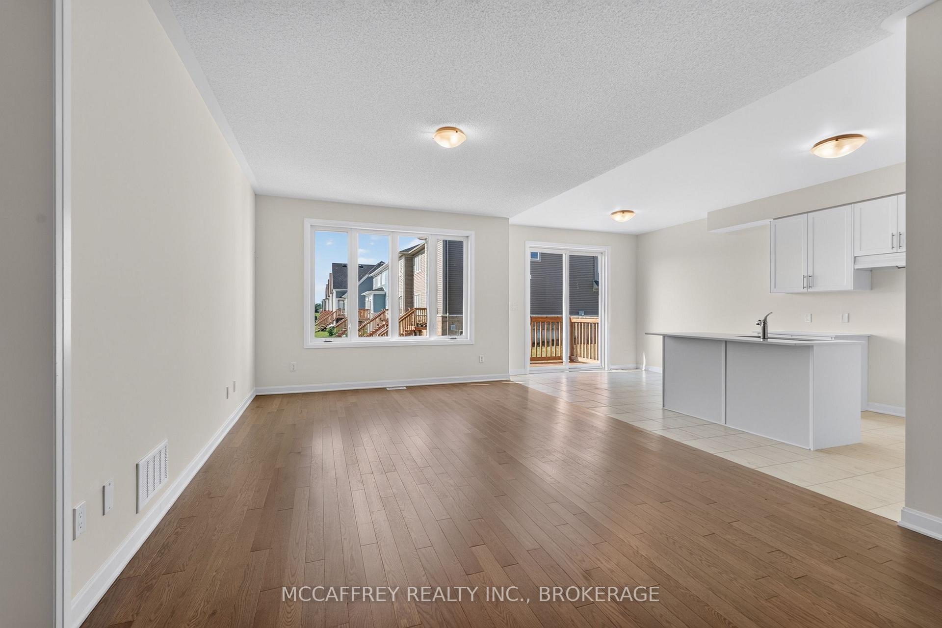 Photo 5 of 19 Oakmont Drive, Loyalist, Bath — HOMEH