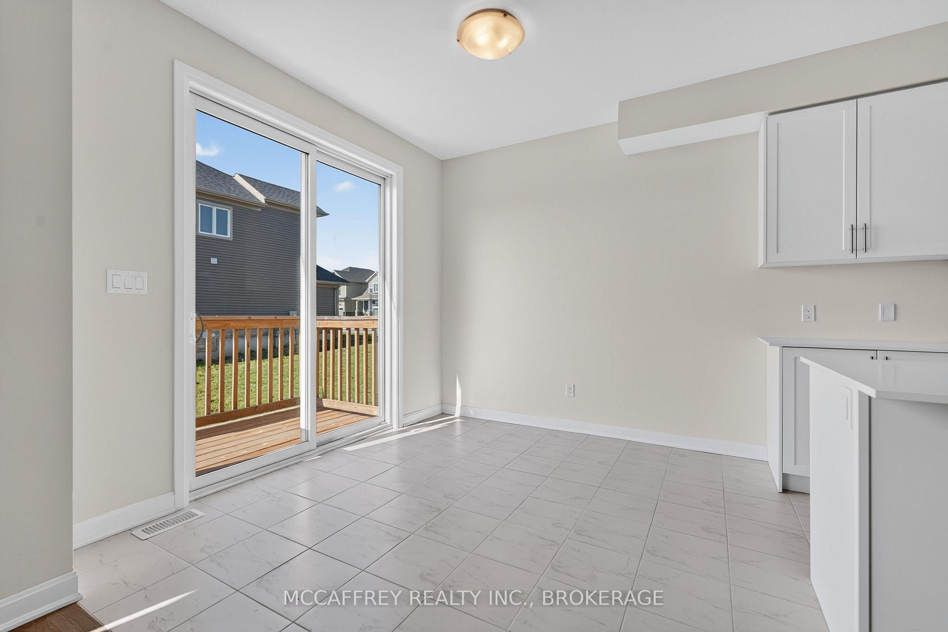 Photo 9 of 19 Oakmont Drive, Loyalist, Bath — HOMEH