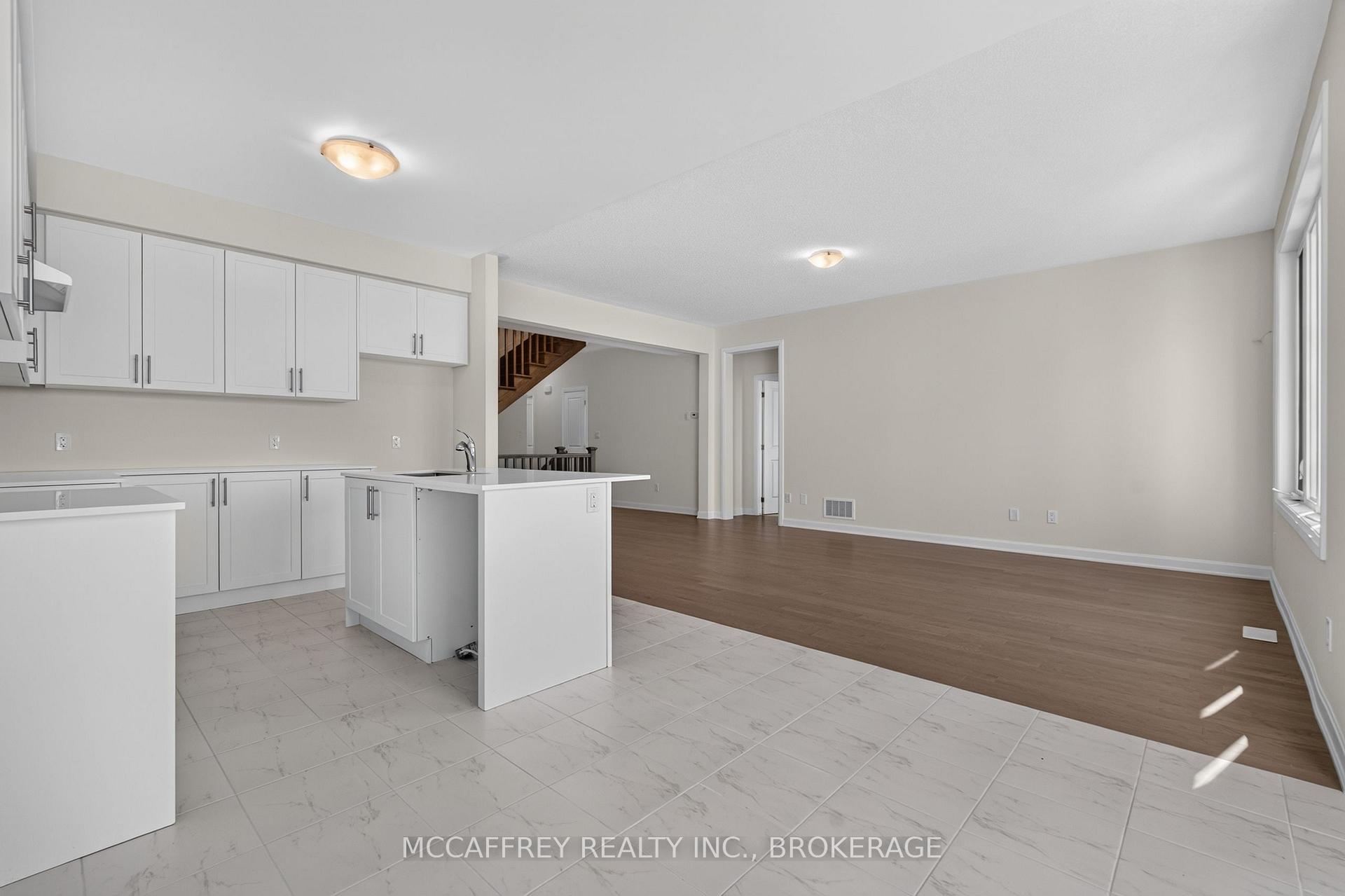 Photo 11 of 19 Oakmont Drive, Loyalist, Bath — HOMEH