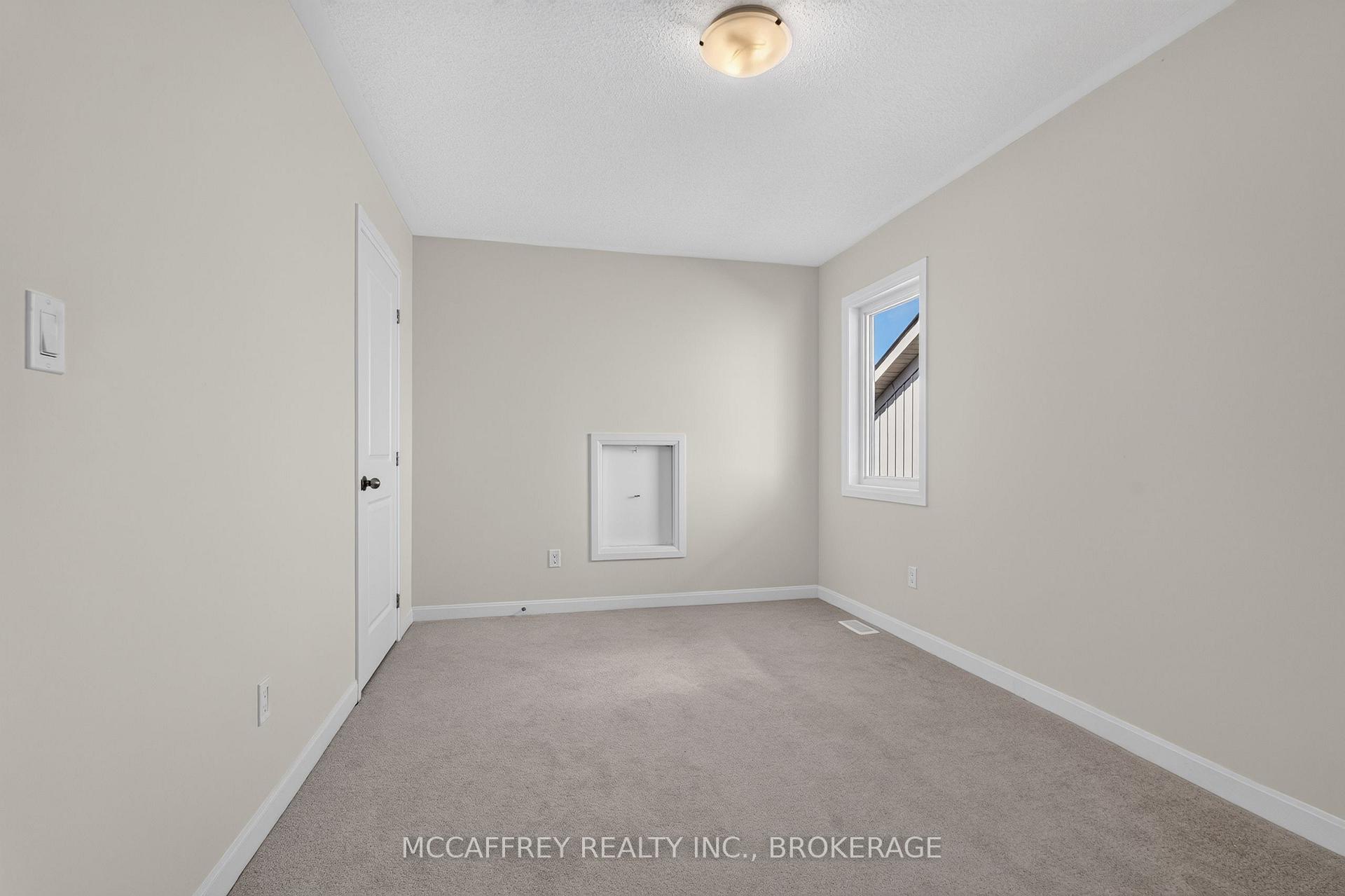 Photo 30 of 19 Oakmont Drive, Loyalist, Bath — HOMEH