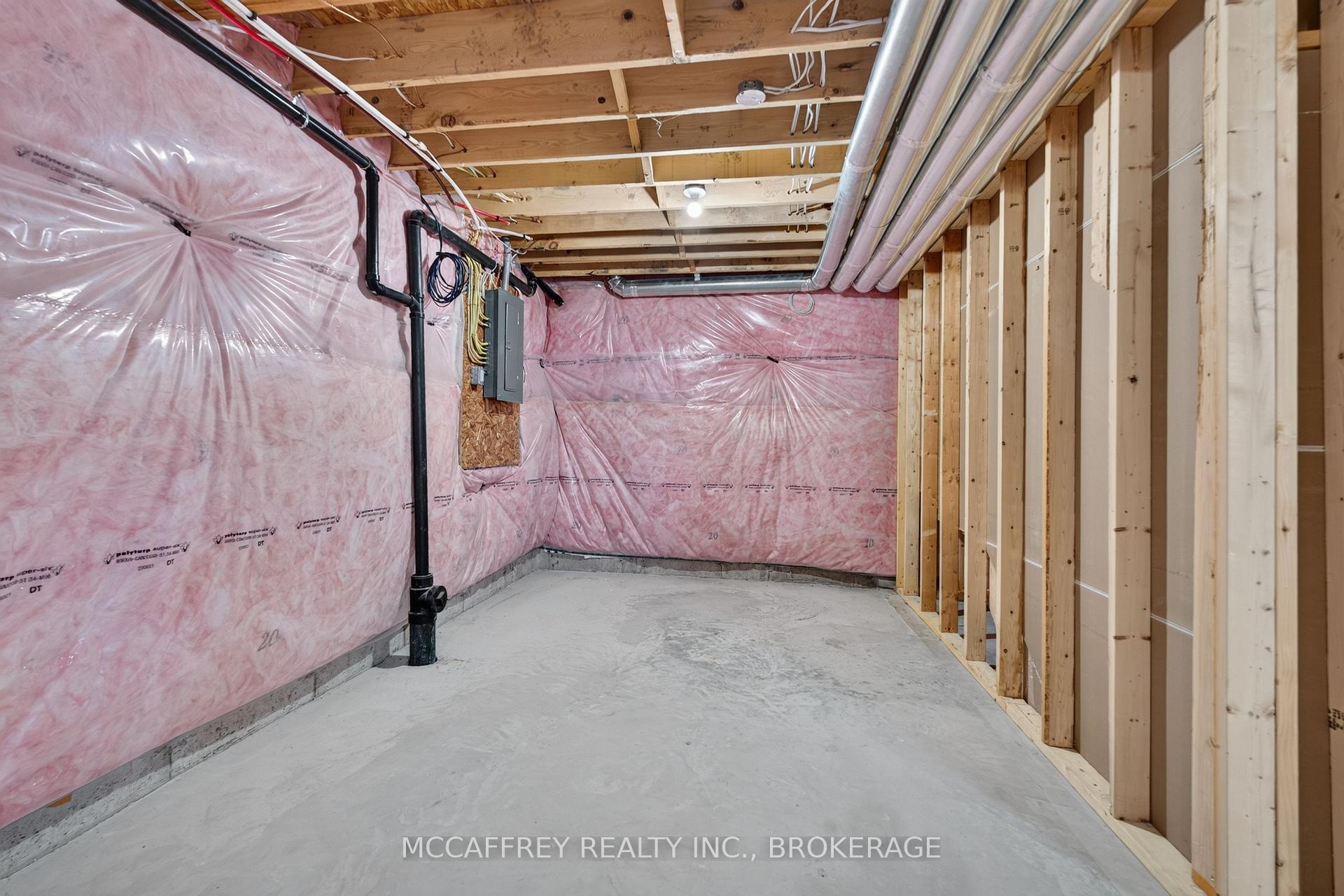 Photo 36 of 19 Oakmont Drive, Loyalist, Bath — HOMEH