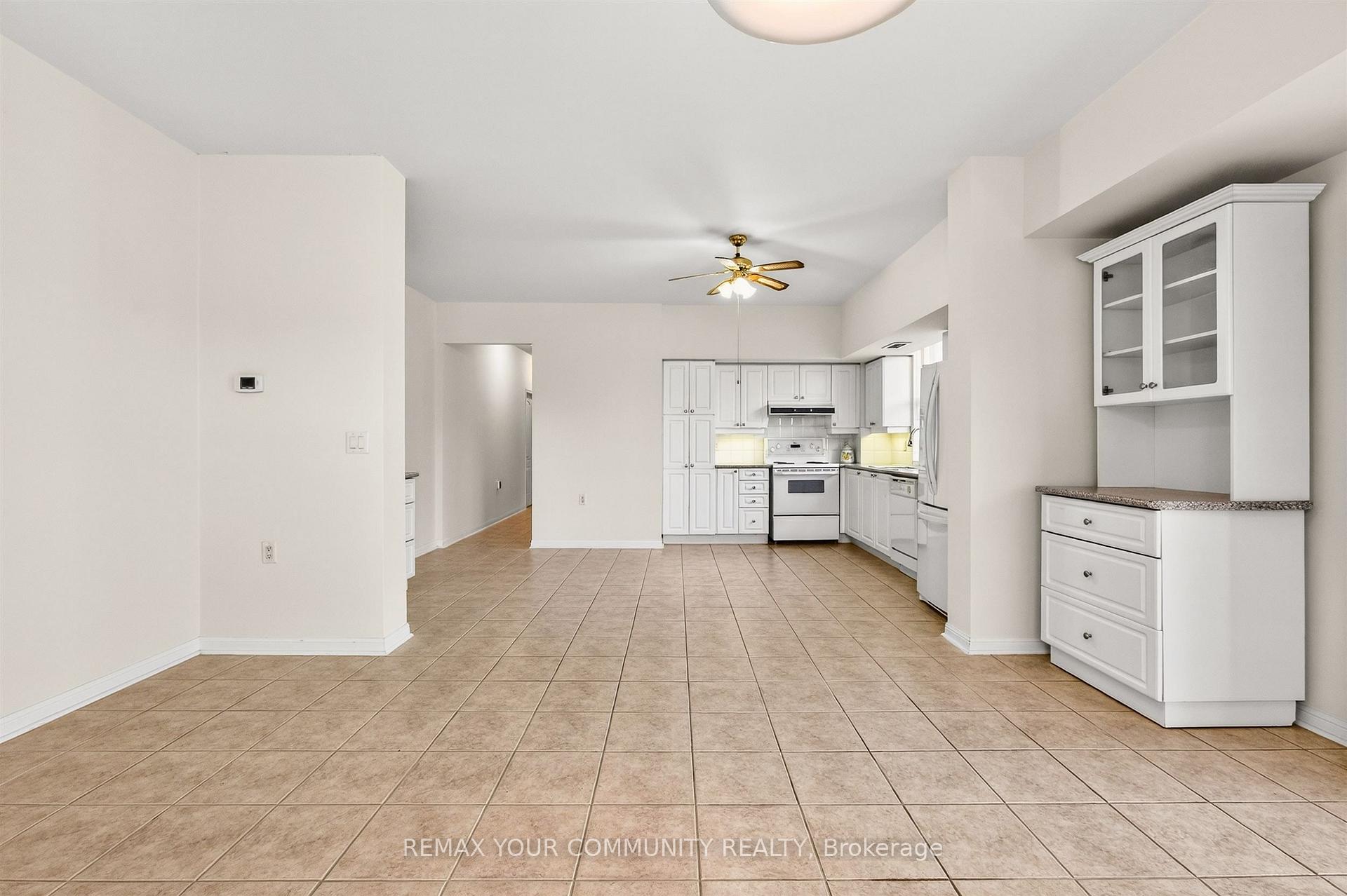 Photo 47 of Unit 110, 2500 Rutherford Road, Vaughan, Maple — HOMEH