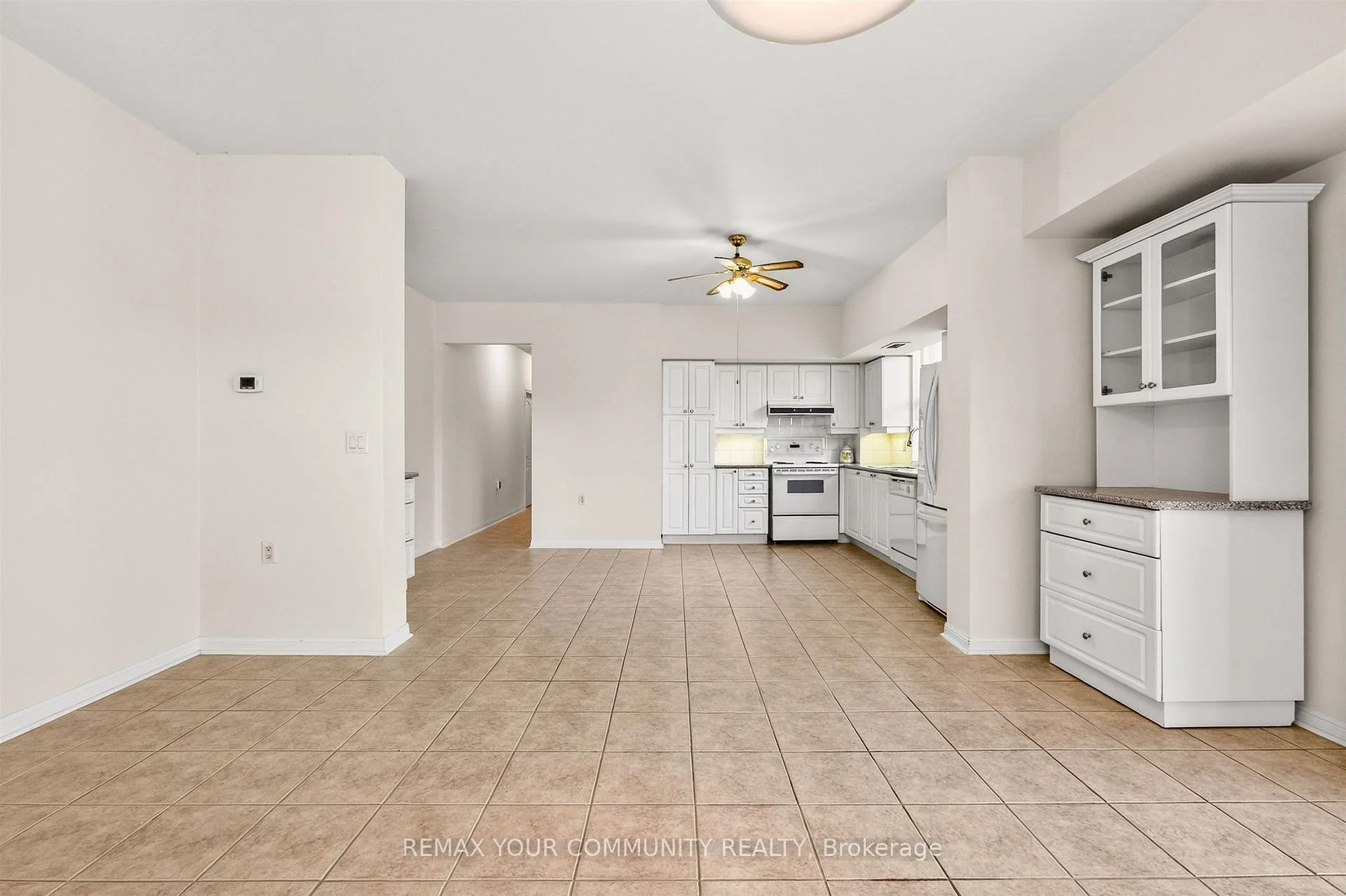 Photo 48 of Unit 110, 2500 Rutherford Road, Vaughan, Maple — HOMEH