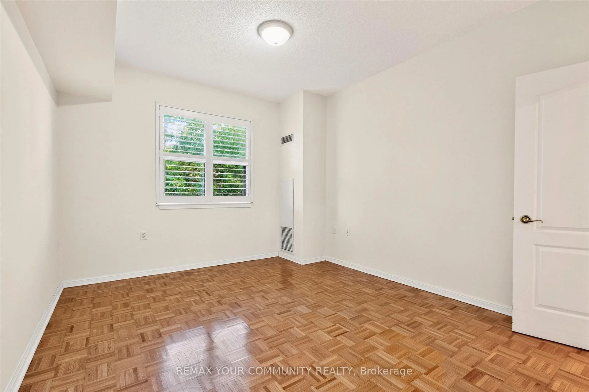 Photo 53 of Unit 110, 2500 Rutherford Road, Vaughan, Maple — HOMEH