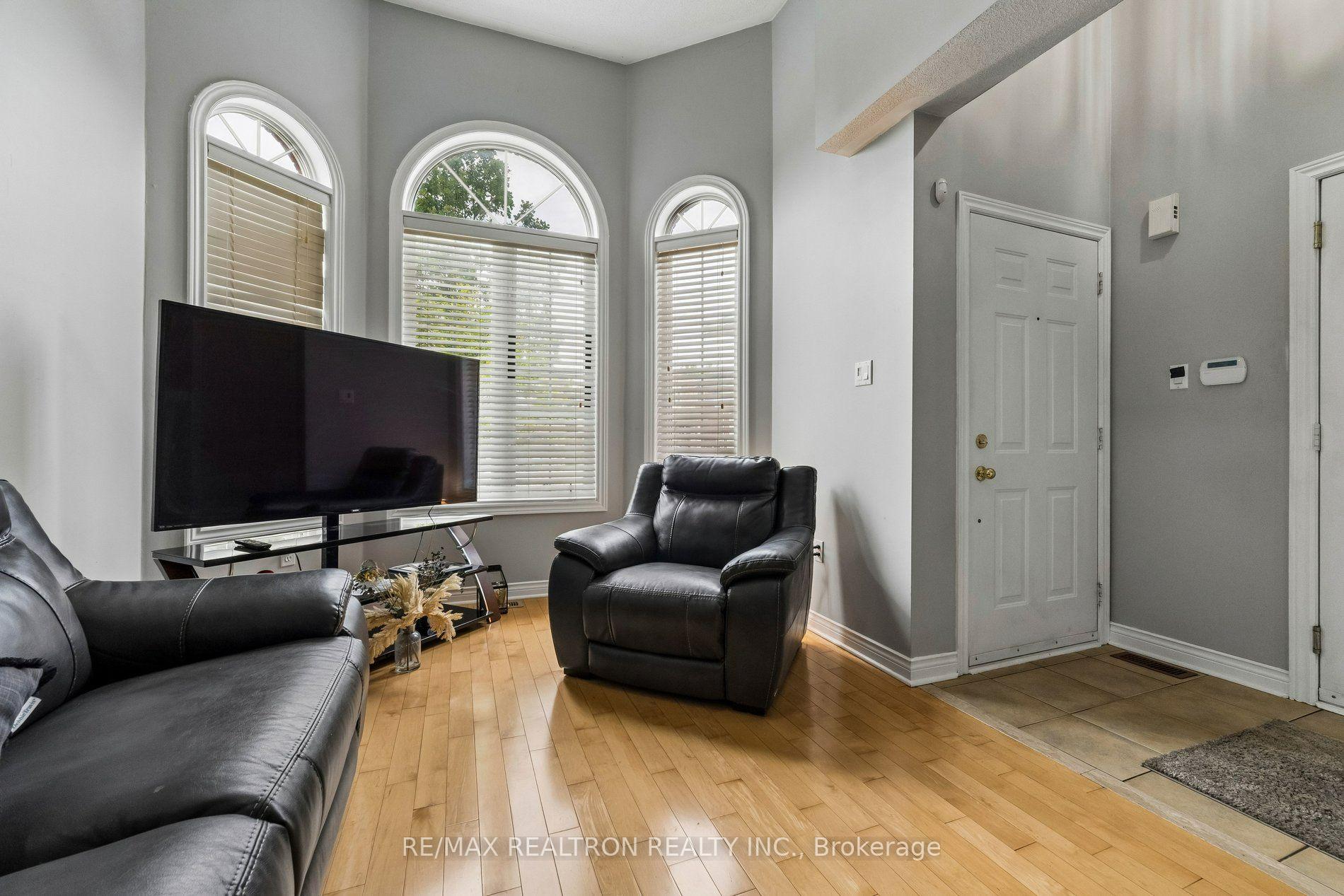 Photo 15 of 58 Lurosa Crescent, Whitby, Taunton North — HOMEH