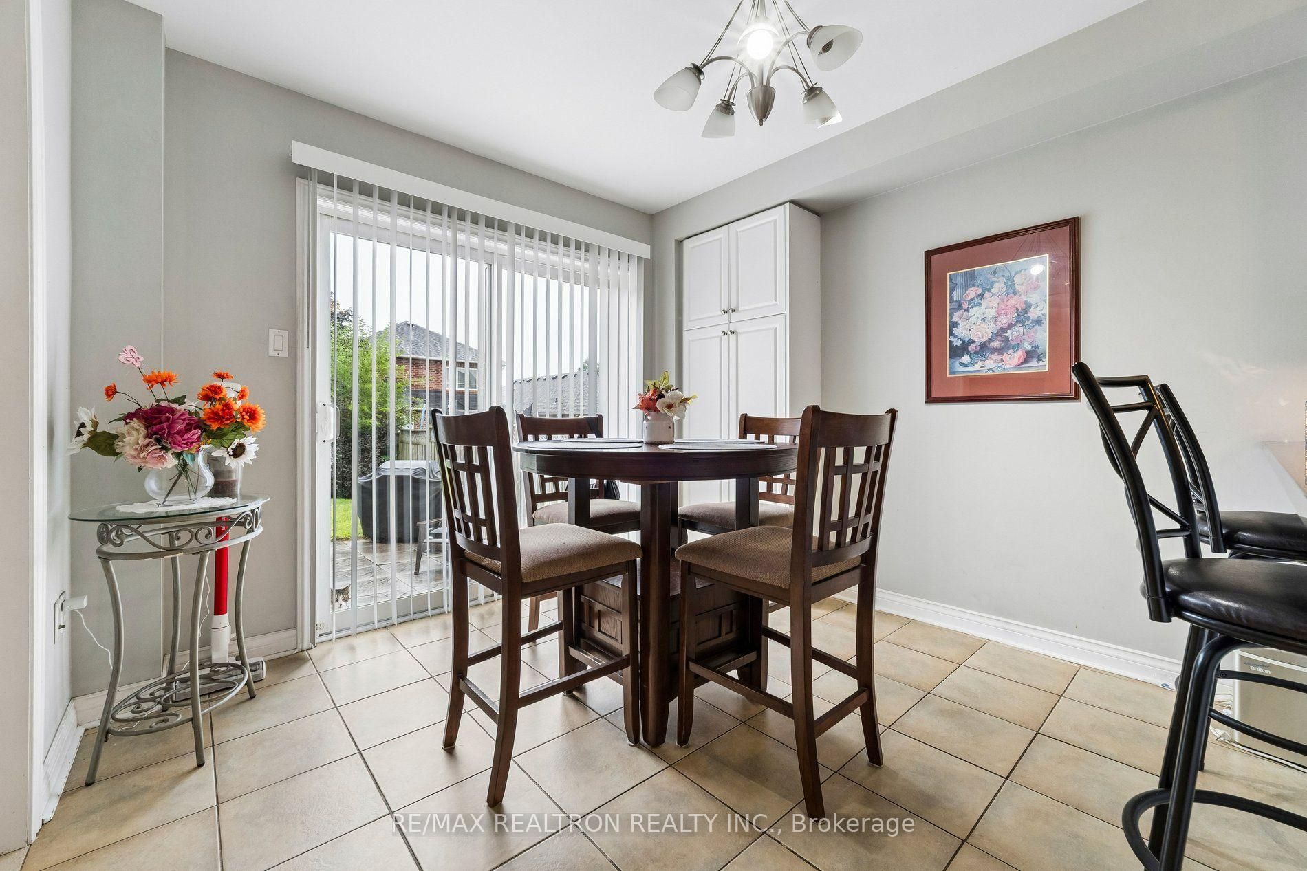 Photo 27 of 58 Lurosa Crescent, Whitby, Taunton North — HOMEH