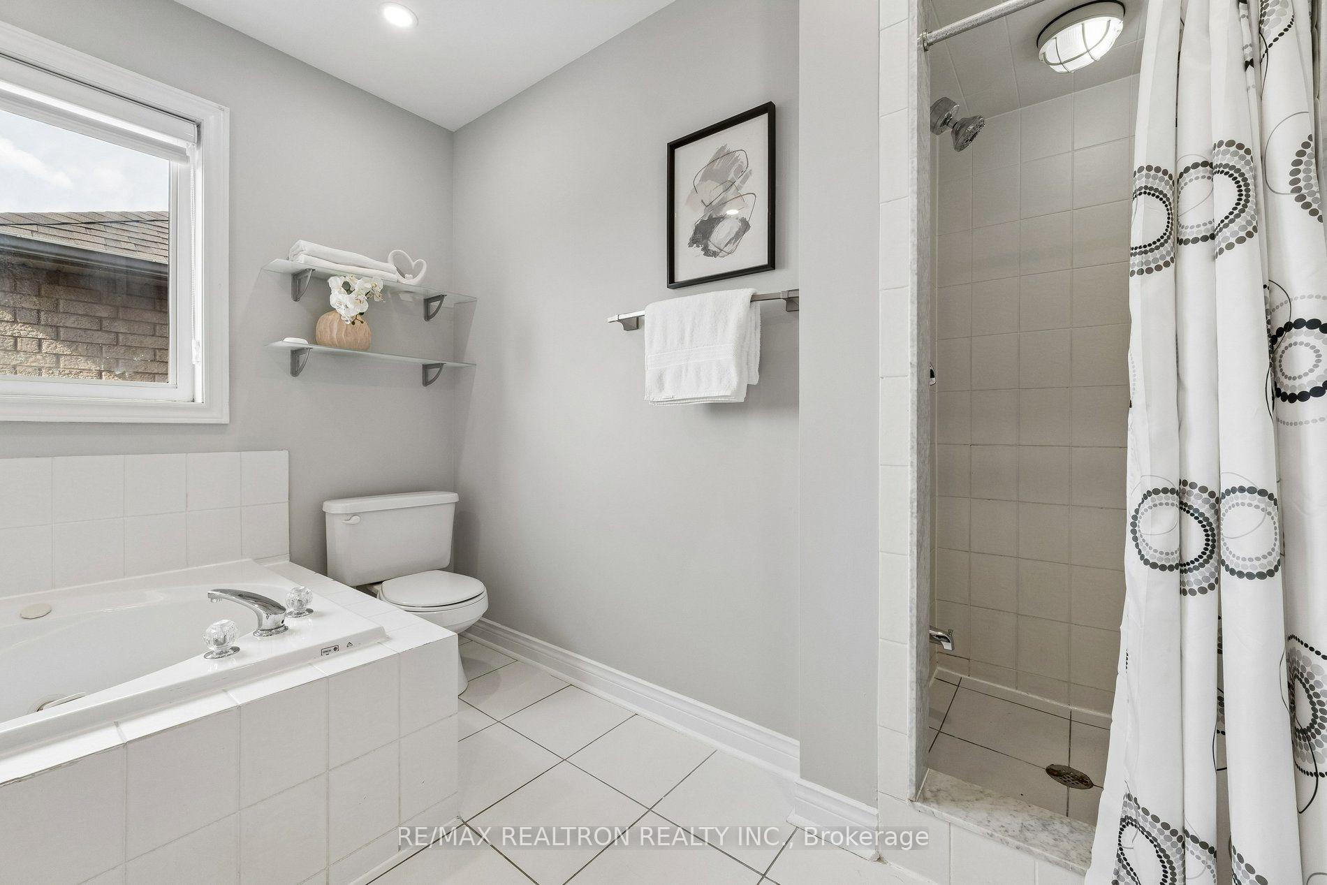 Photo 64 of 58 Lurosa Crescent, Whitby, Taunton North — HOMEH