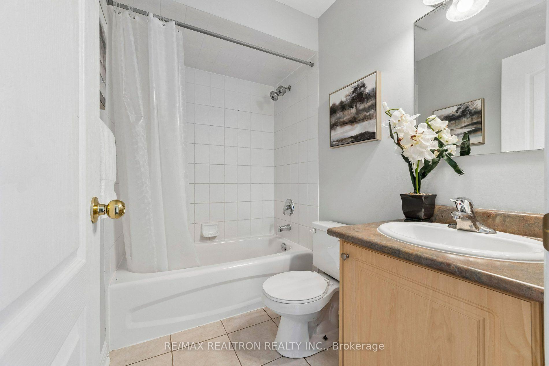 Photo 80 of 58 Lurosa Crescent, Whitby, Taunton North — HOMEH