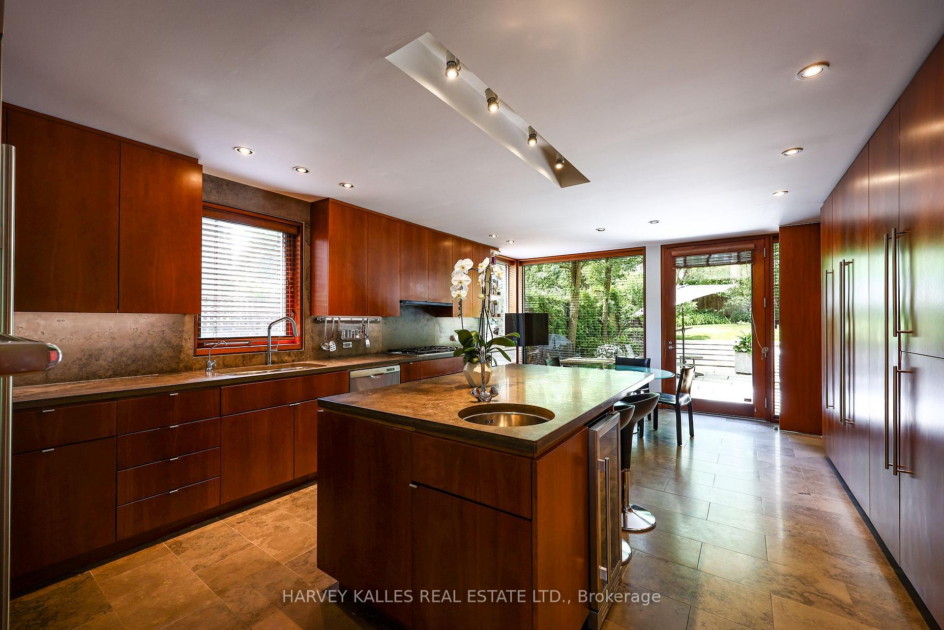 Photo 18 of 36 Millbank Avenue, Toronto, Forest Hill South — HOMEH