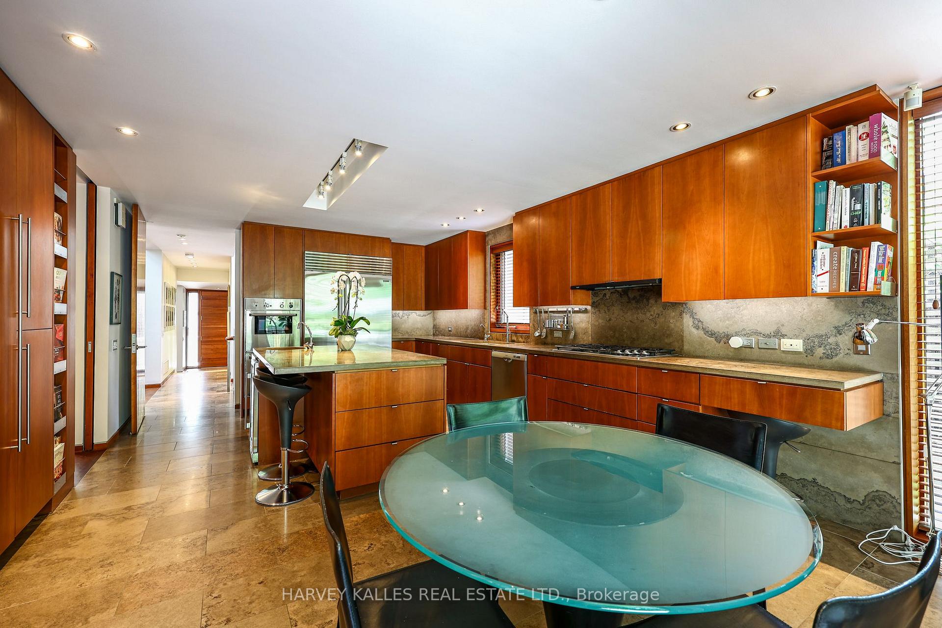 Photo 20 of 36 Millbank Avenue, Toronto, Forest Hill South — HOMEH