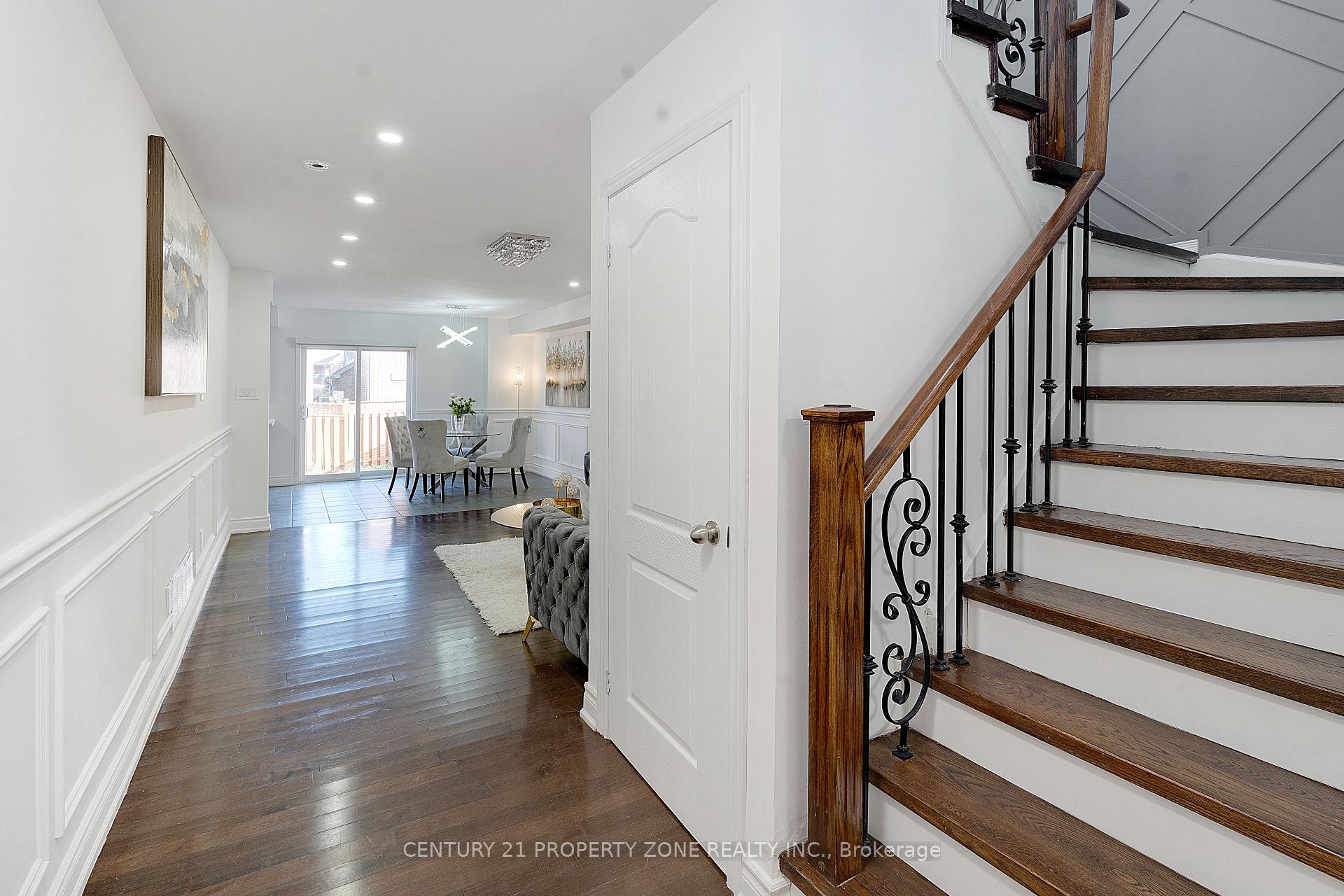 Photo 7 of 84 Tideland Drive, Brampton, Fletcher's Meadow — HOMEH