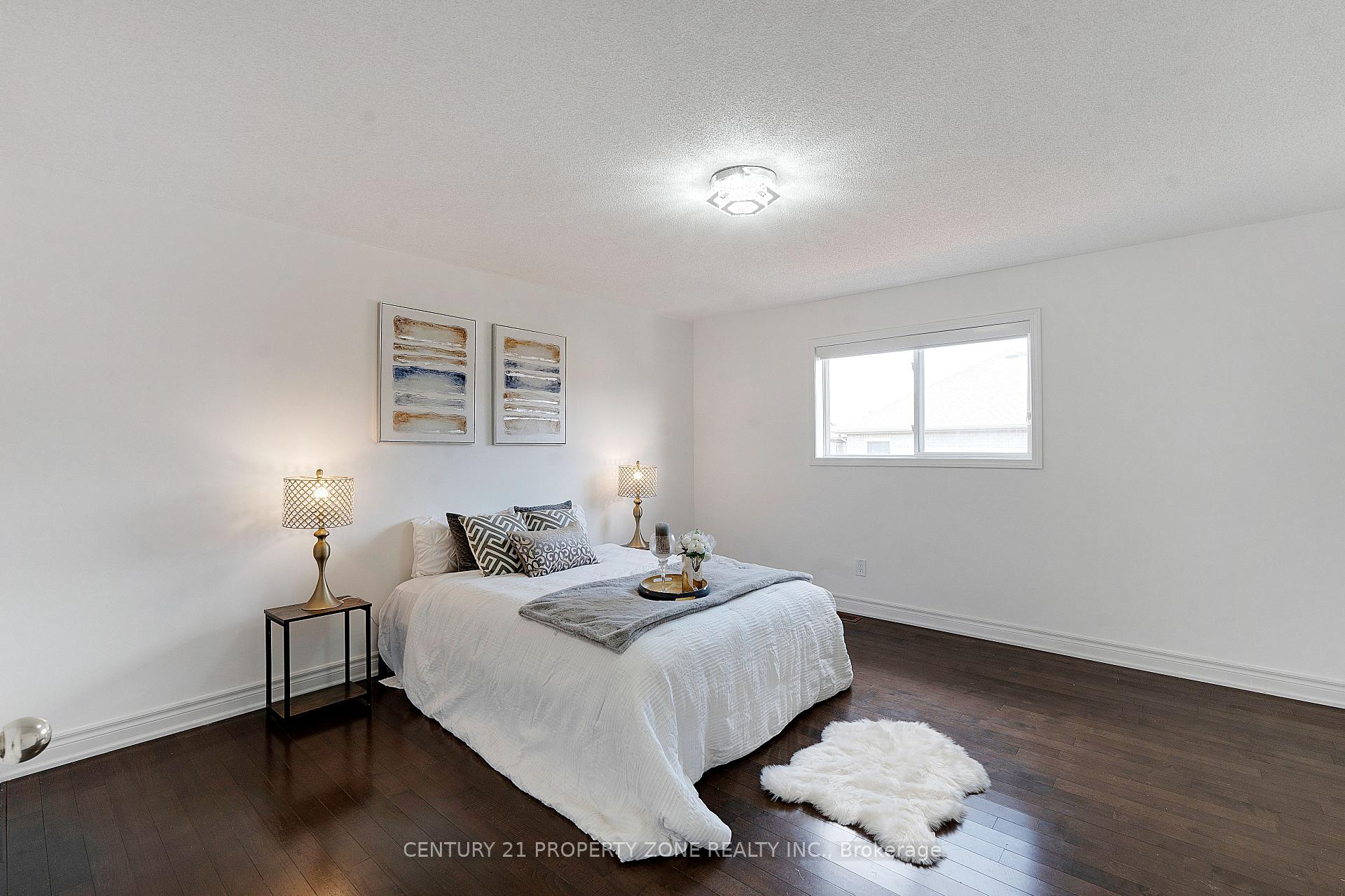 Photo 19 of 84 Tideland Drive, Brampton, Fletcher's Meadow — HOMEH