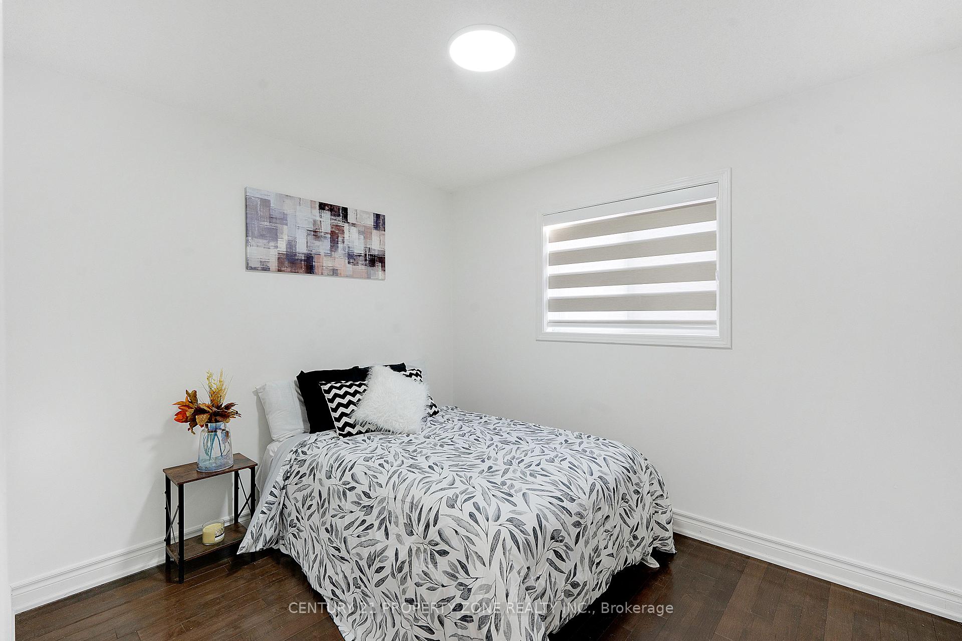 Photo 22 of 84 Tideland Drive, Brampton, Fletcher's Meadow — HOMEH