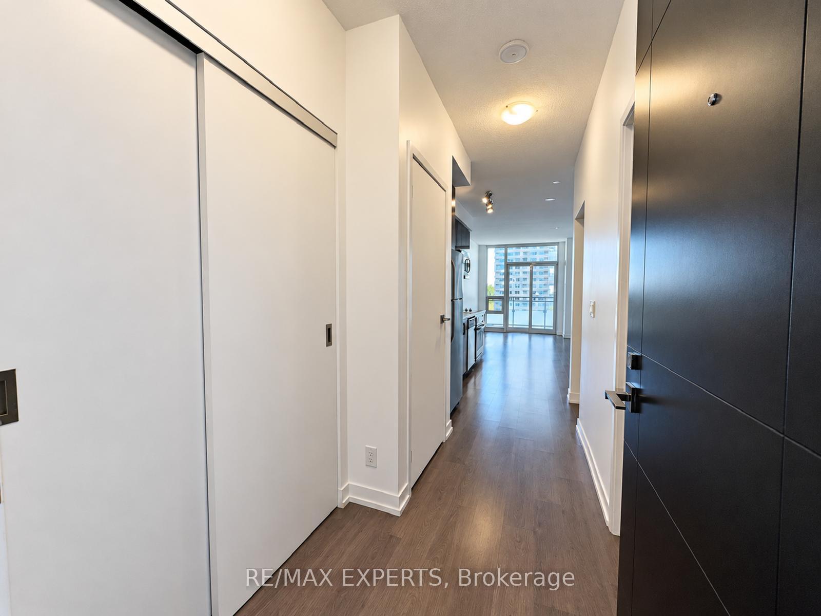 Photo 8 of Unit 721, 98 Lillian Street, Toronto, Mount Pleasant West — HOMEH
