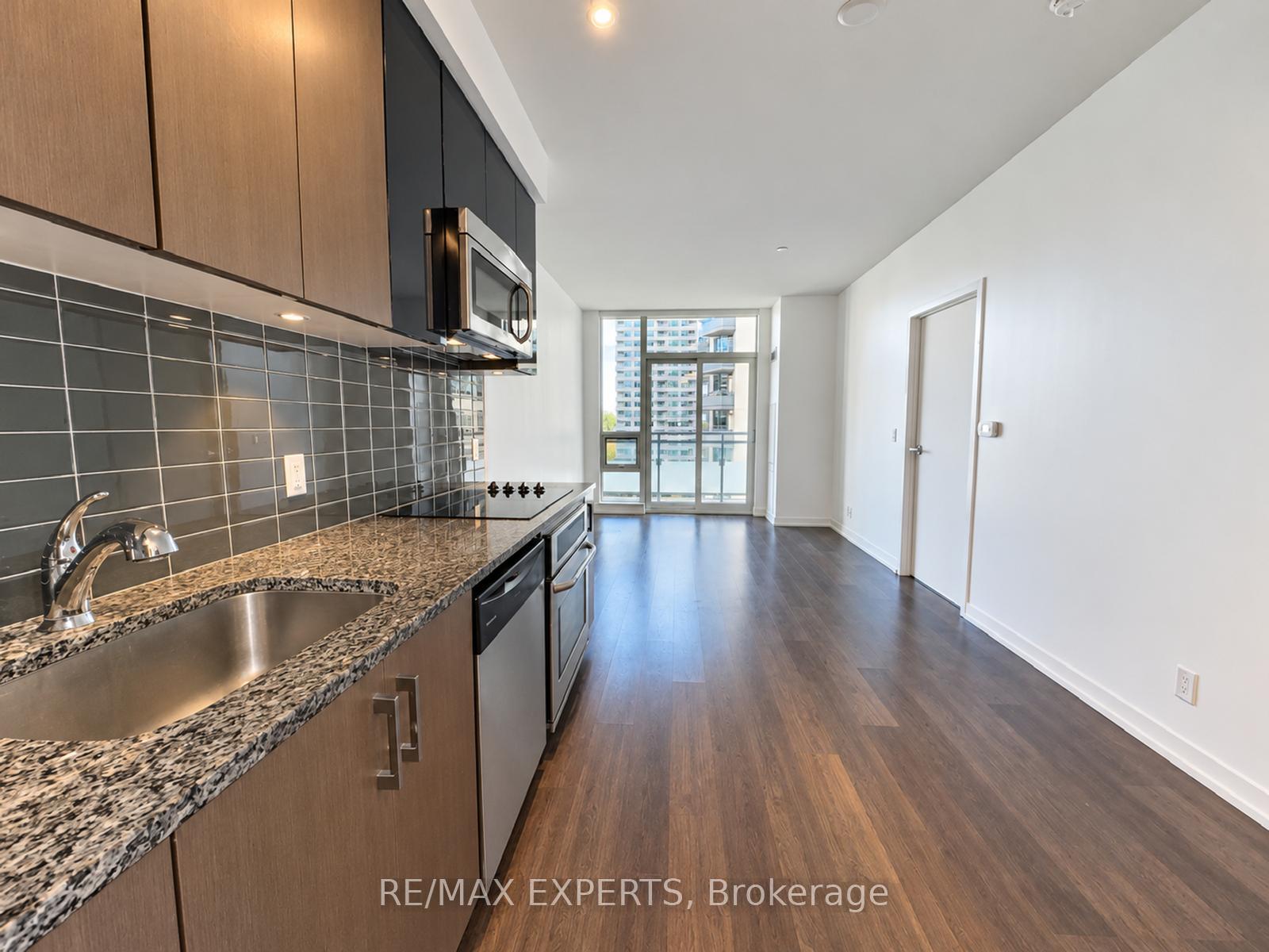 Photo 12 of Unit 721, 98 Lillian Street, Toronto, Mount Pleasant West — HOMEH