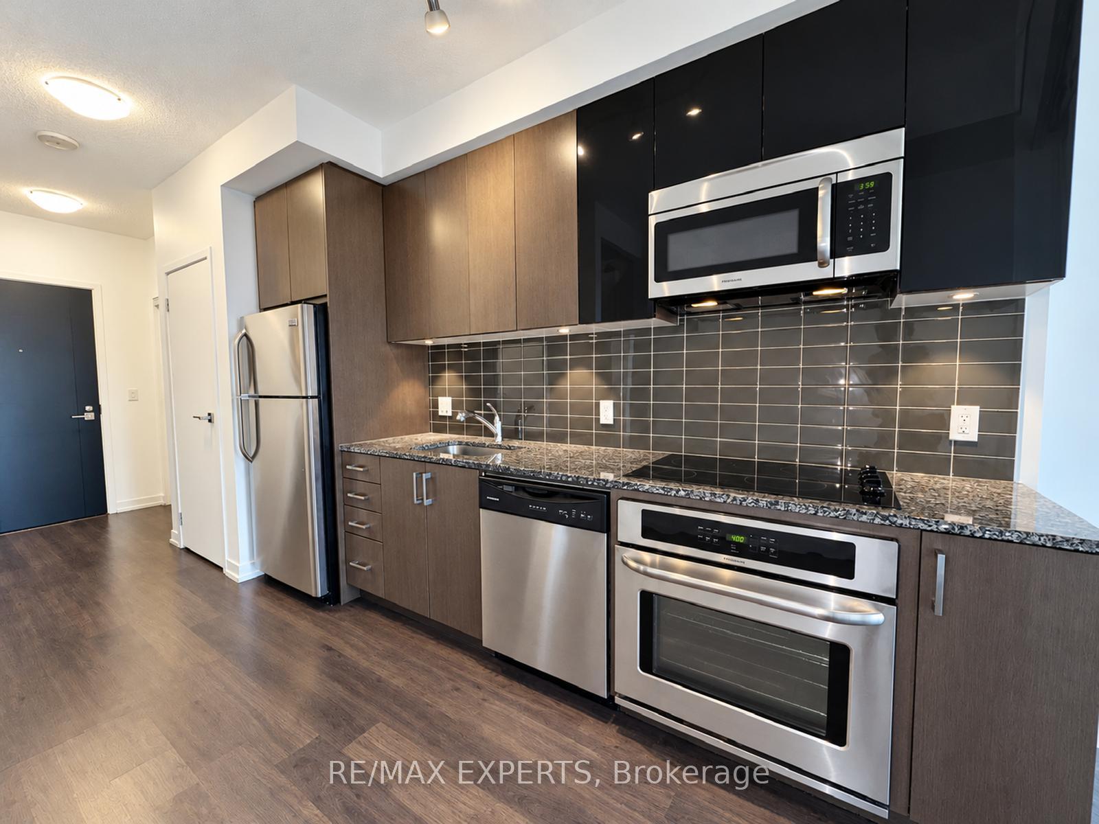 Photo 16 of Unit 721, 98 Lillian Street, Toronto, Mount Pleasant West — HOMEH