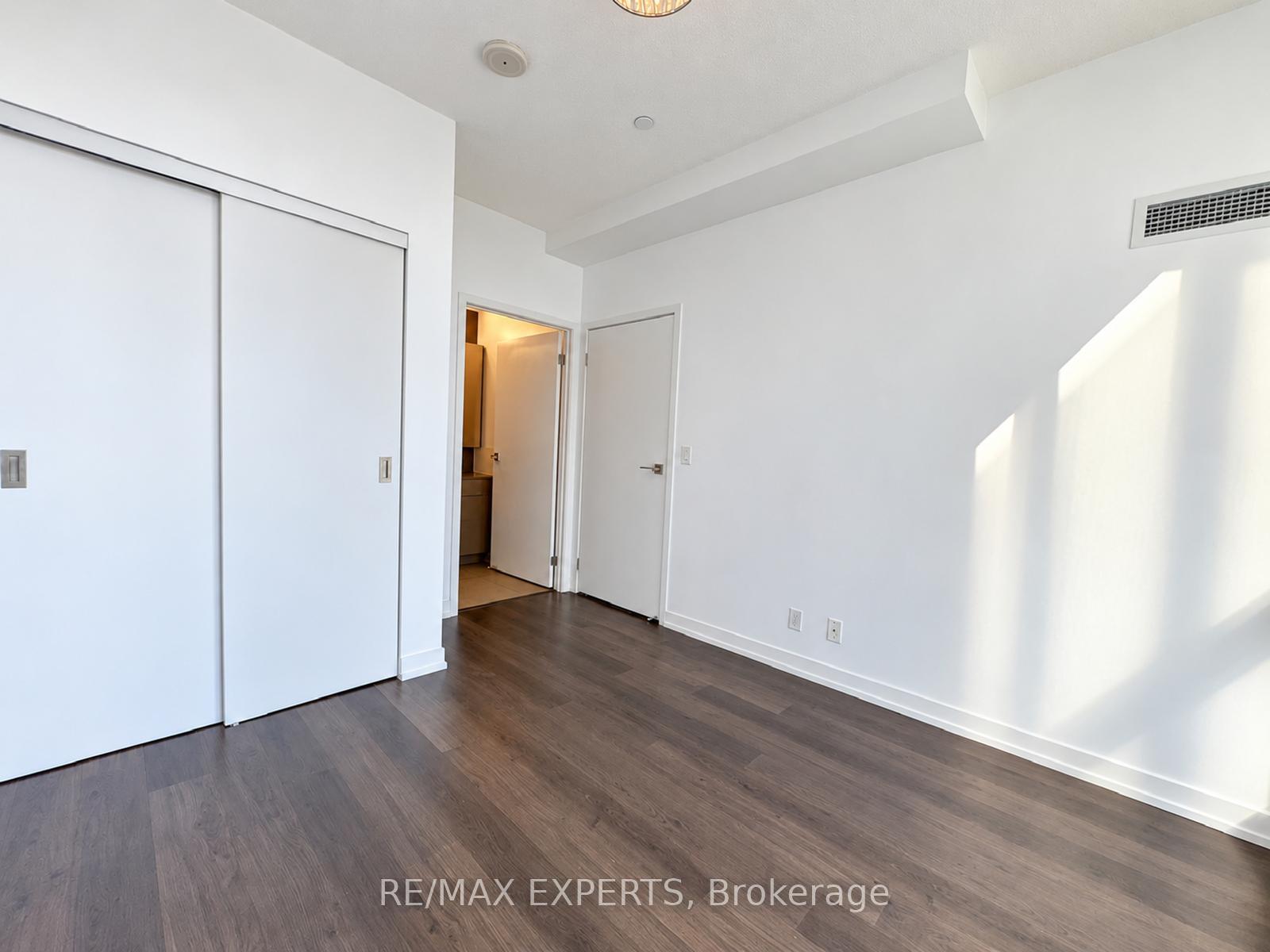 Photo 25 of Unit 721, 98 Lillian Street, Toronto, Mount Pleasant West — HOMEH